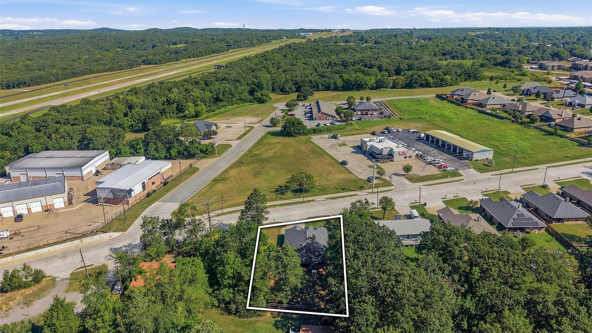 main property photo 27