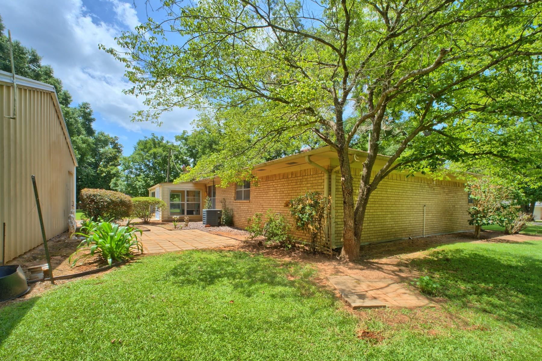 main property photo 27