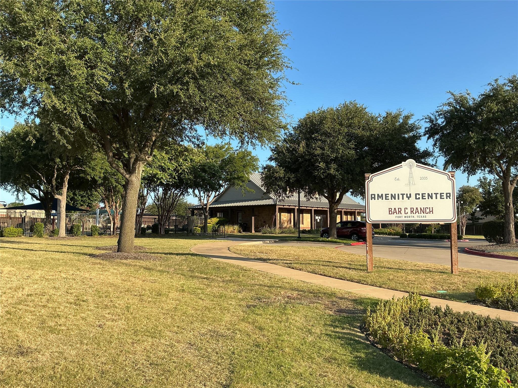 main property photo 28