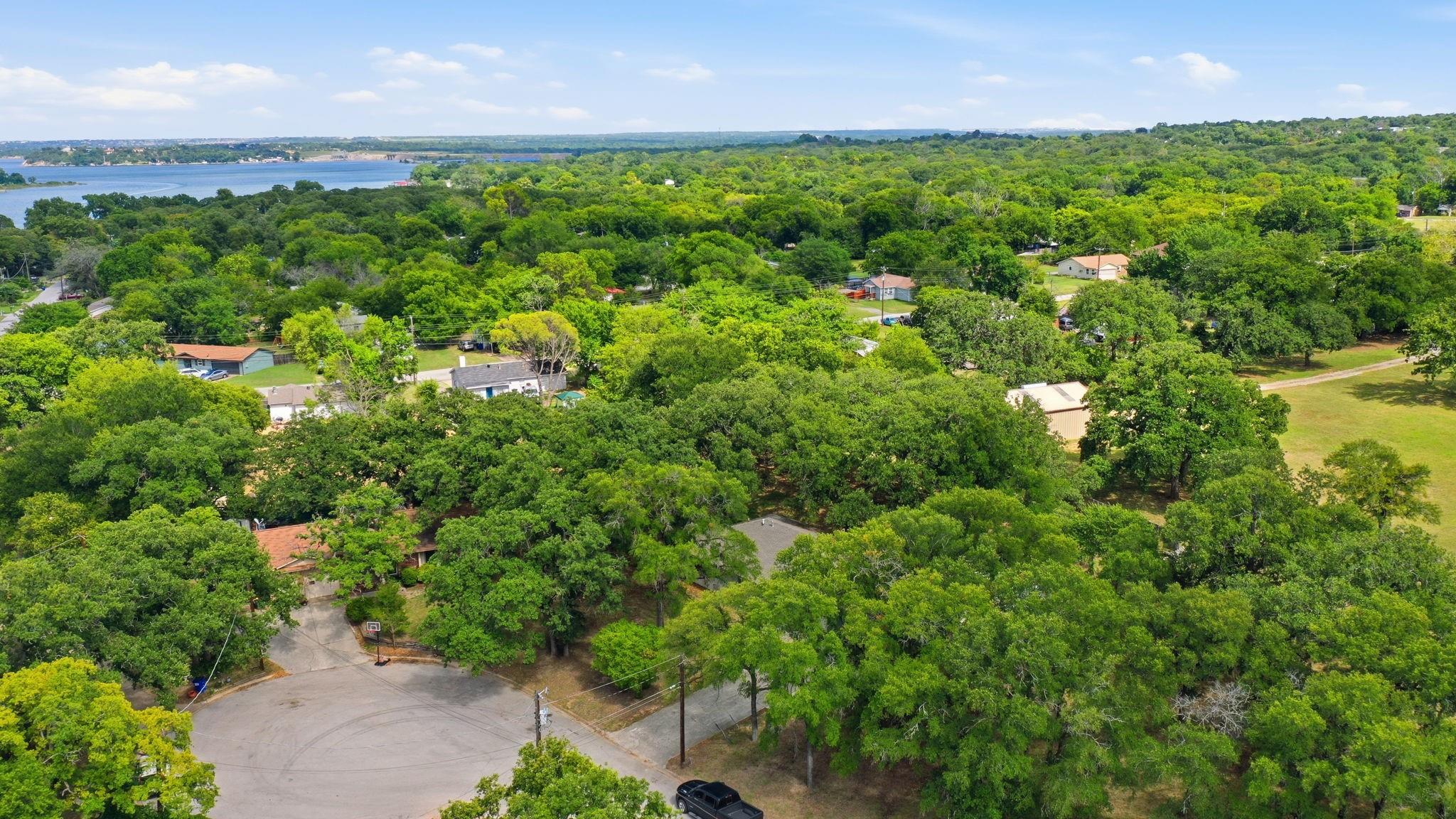 main property photo 27