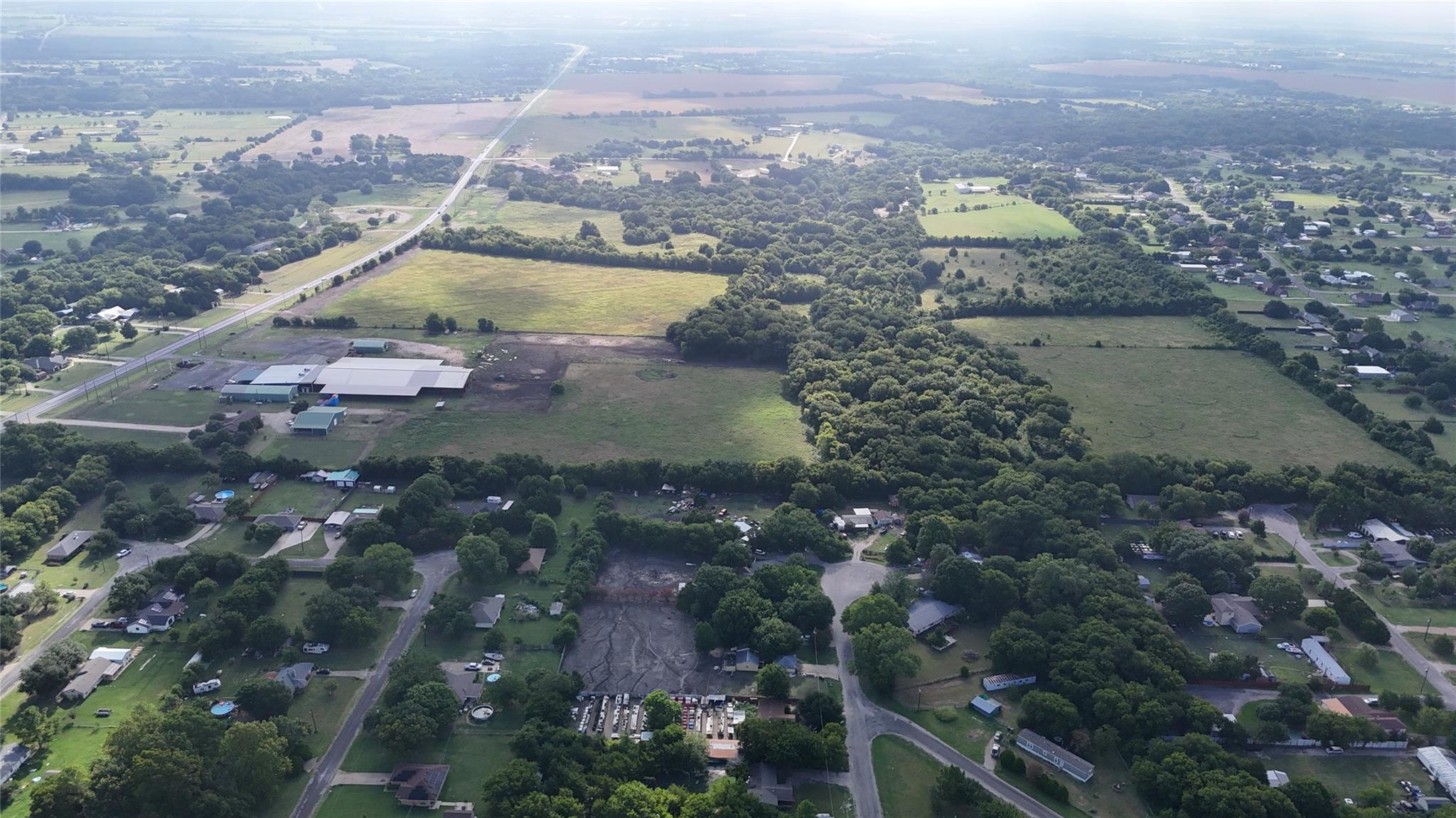 main property photo 8