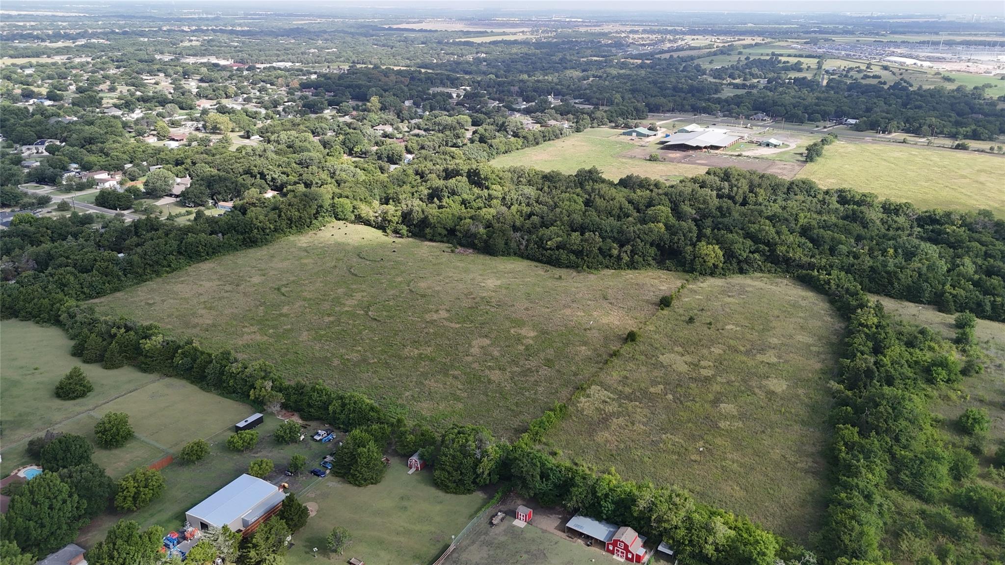 main property photo 9