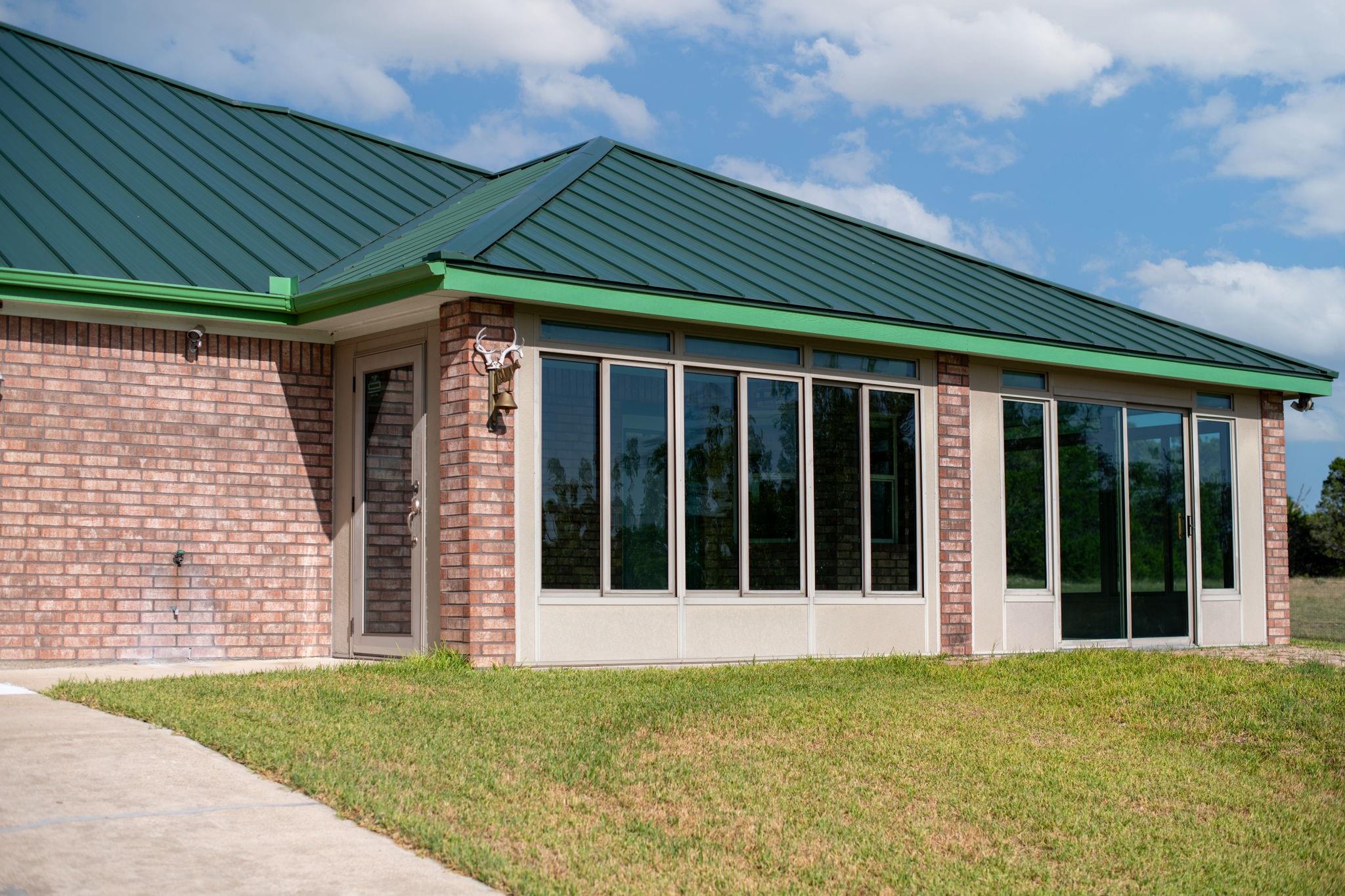 main property photo 33