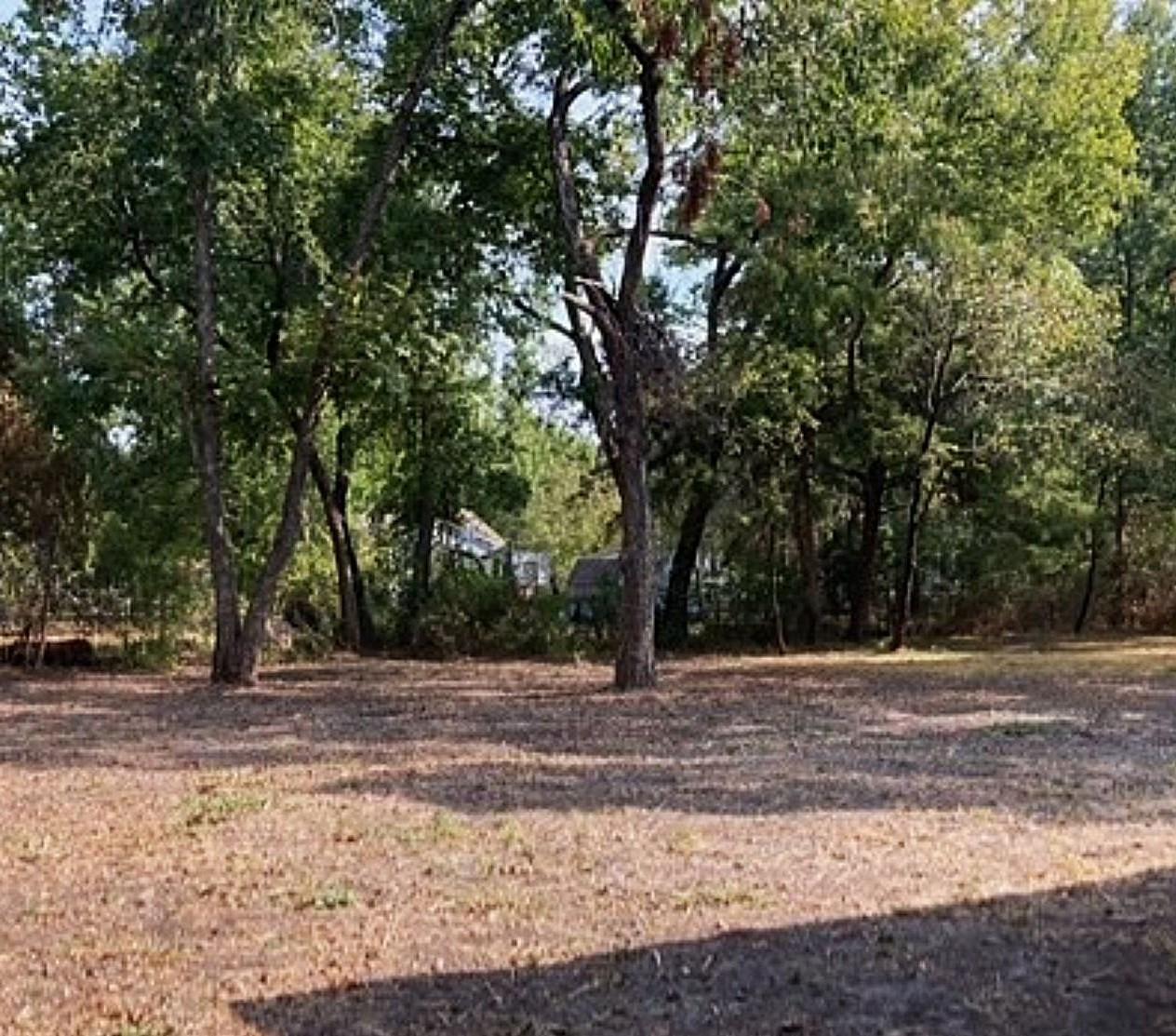 main property photo 24
