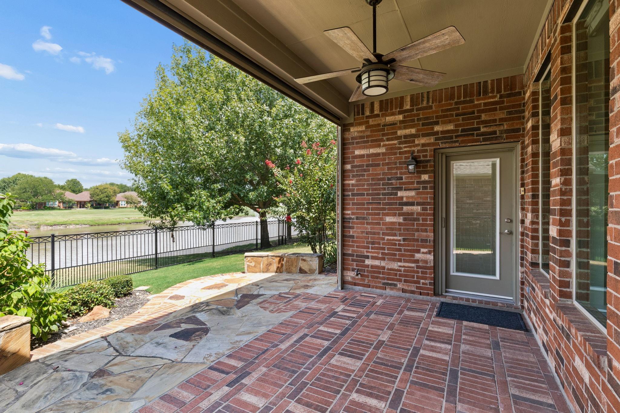 main property photo 29