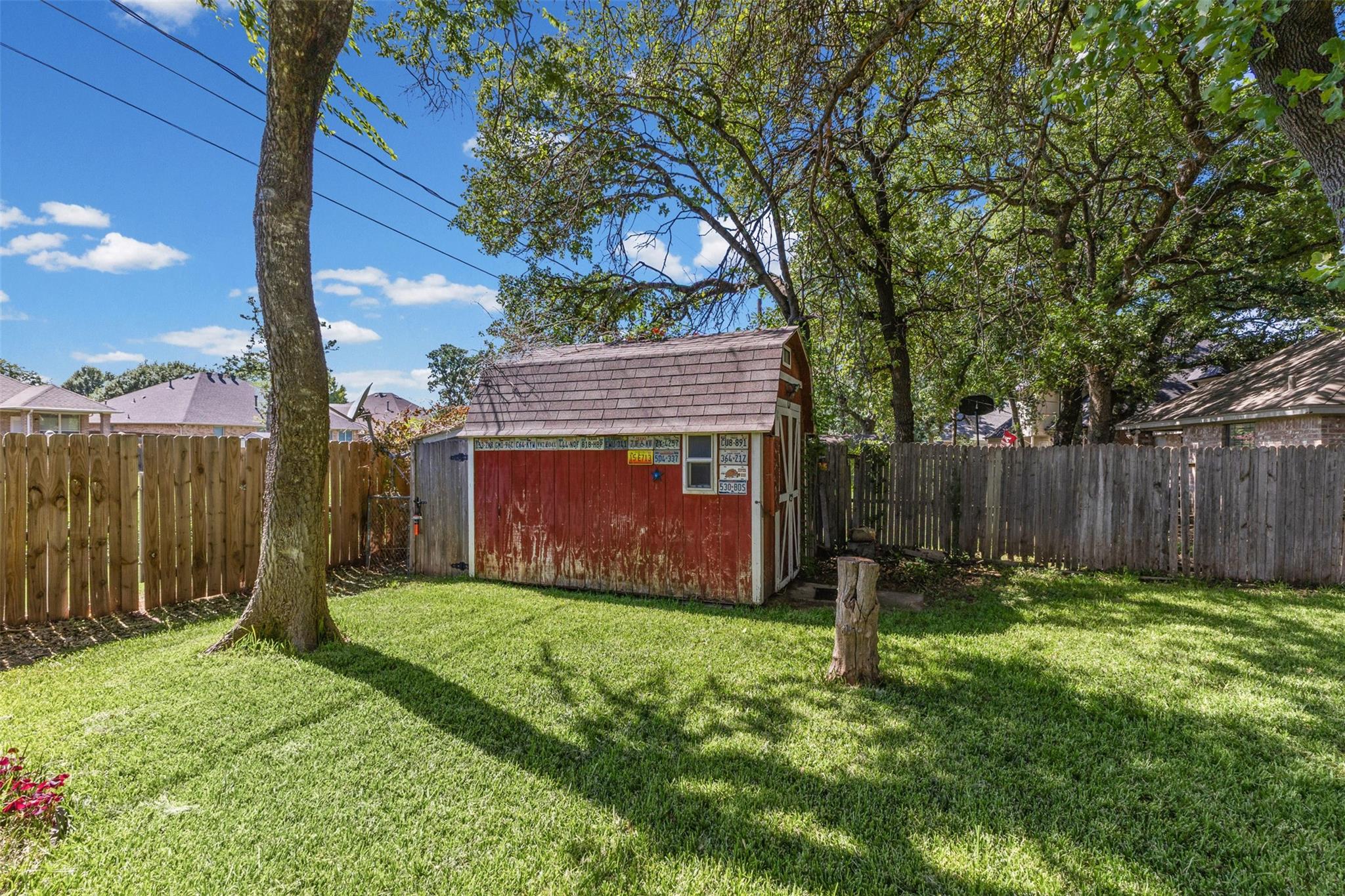 main property photo 30