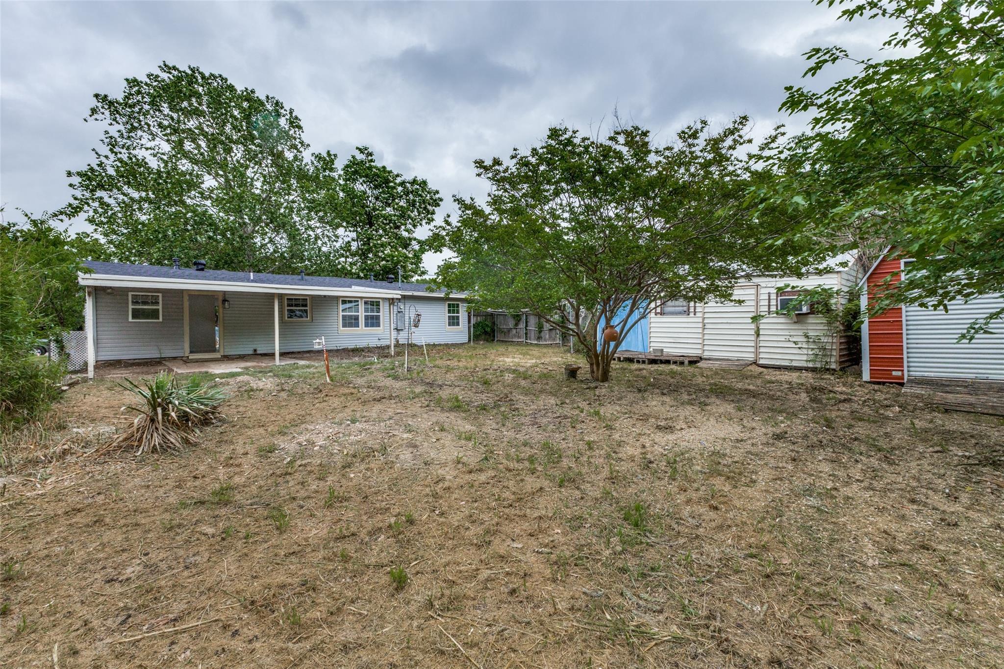 main property photo 39