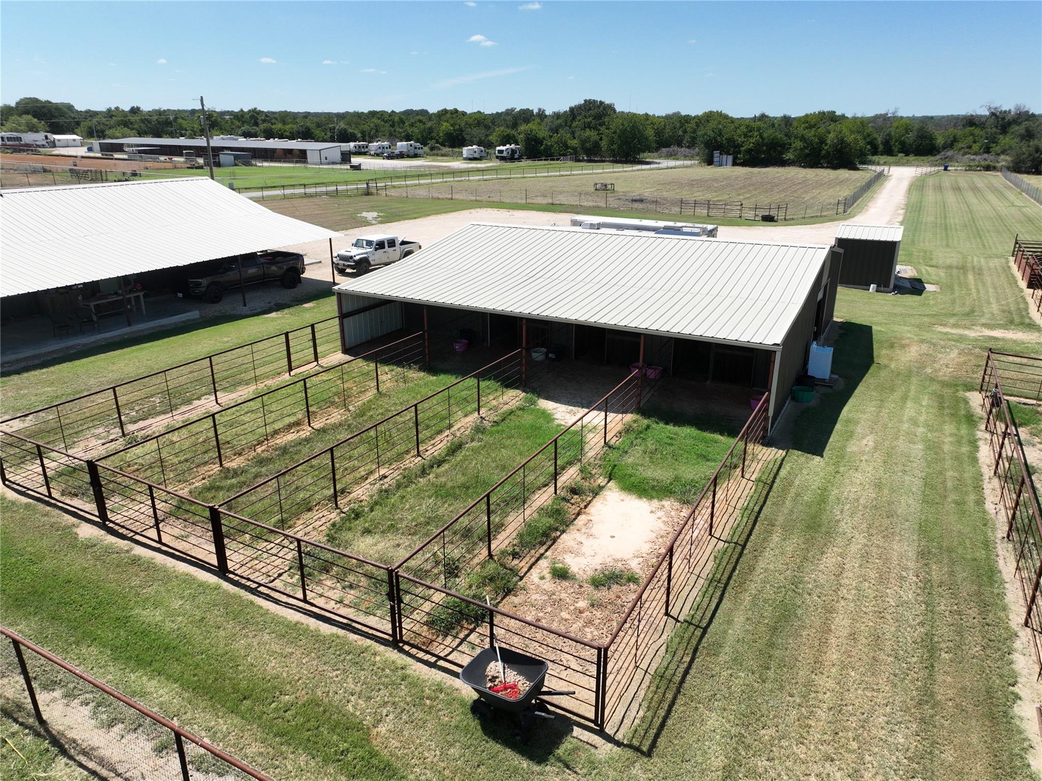 main property photo 21