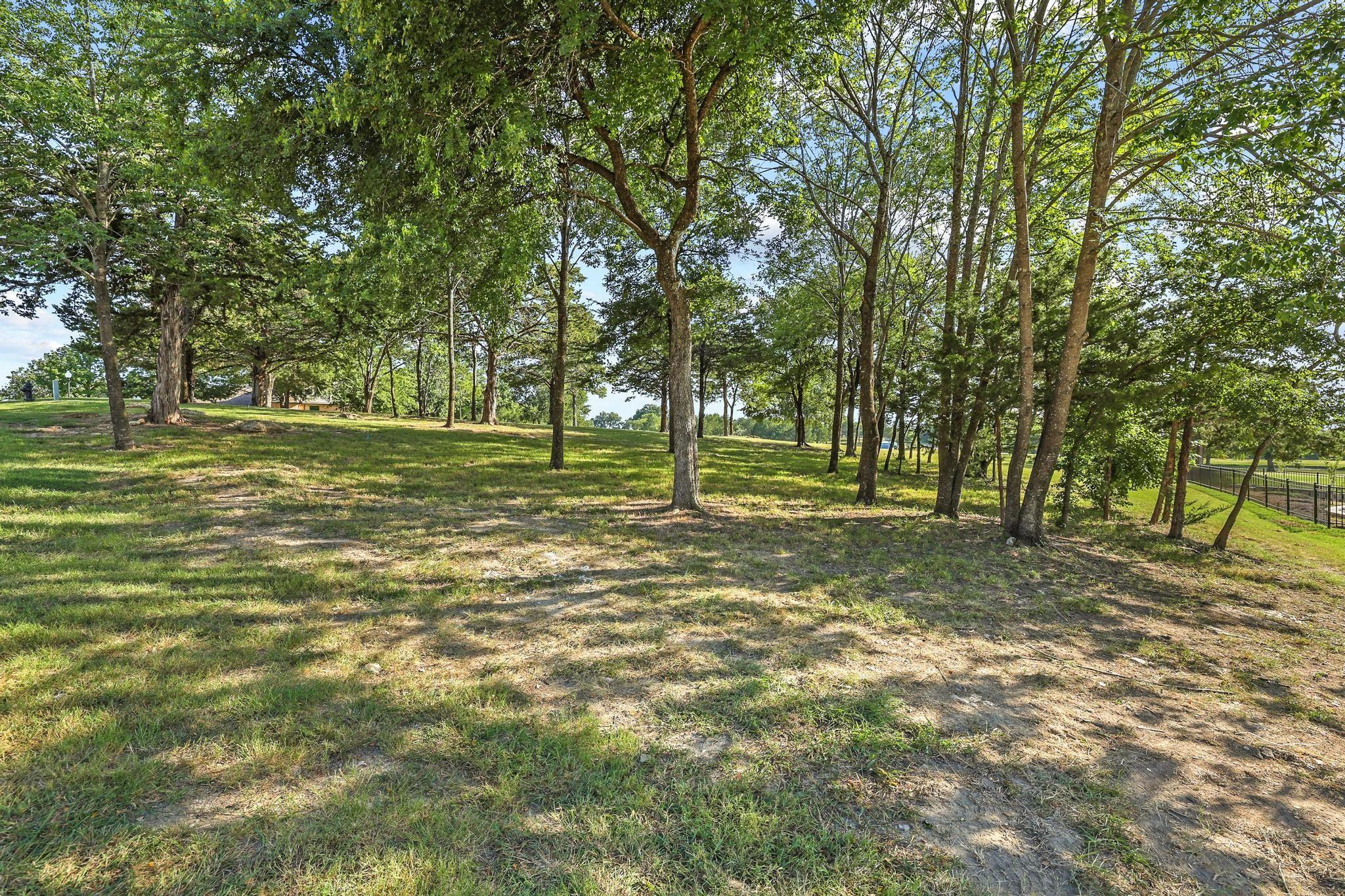 main property photo 17