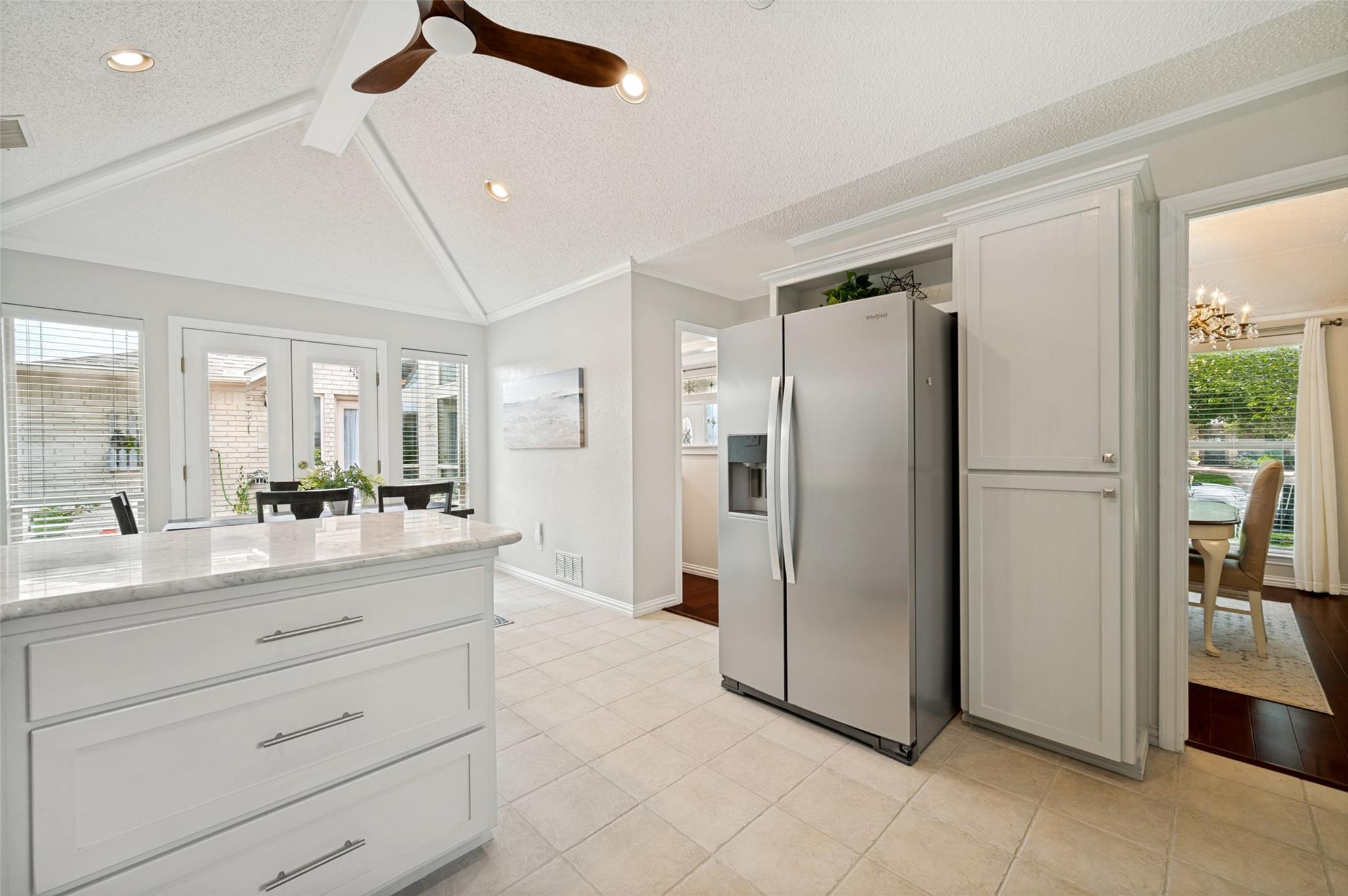 property viewer photo 7