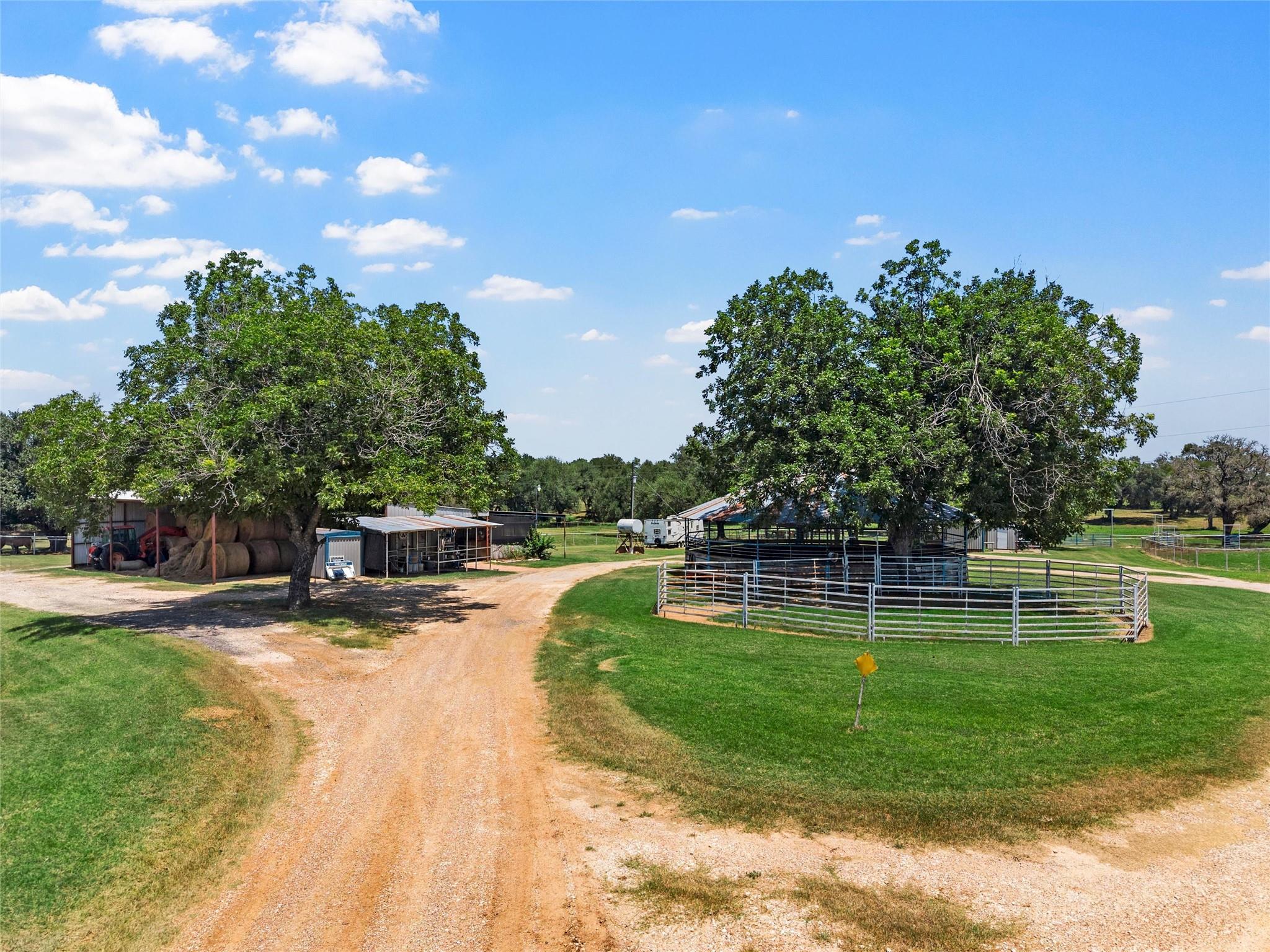 main property photo 33