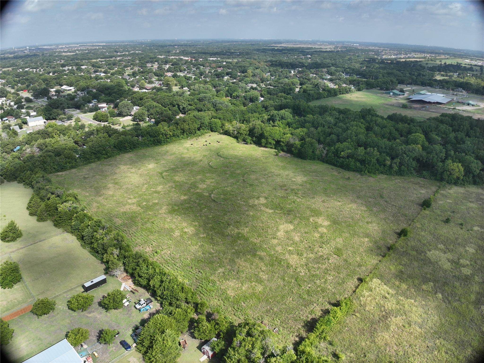 main property photo 19