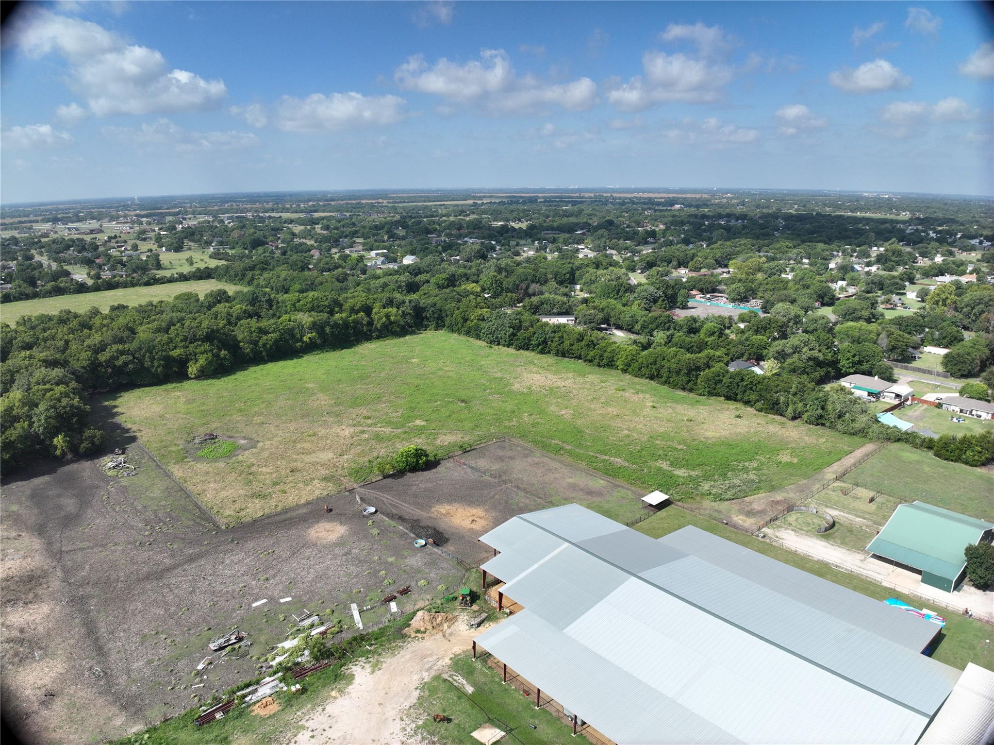 main property photo 23