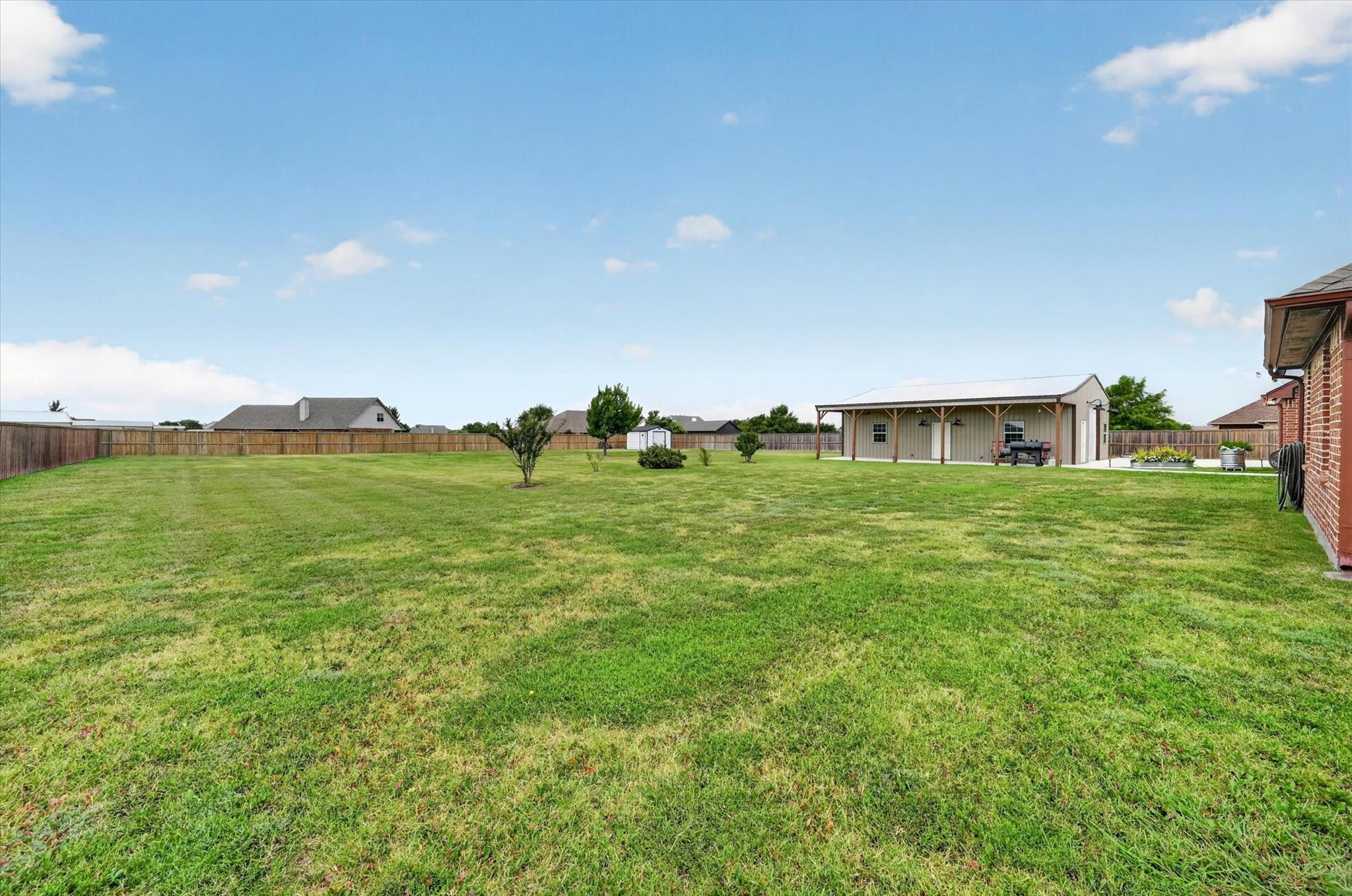 main property photo 35