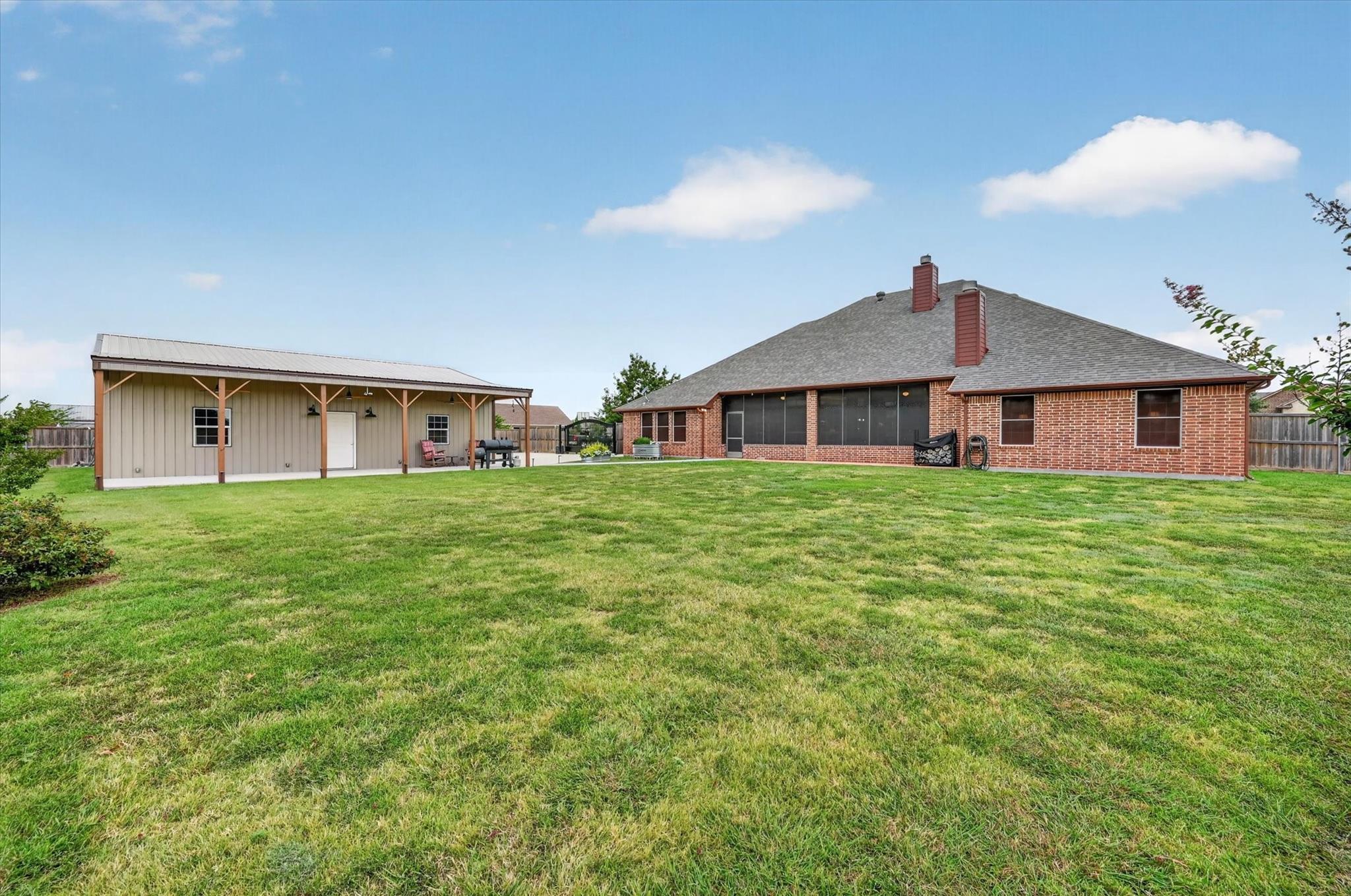 main property photo 36