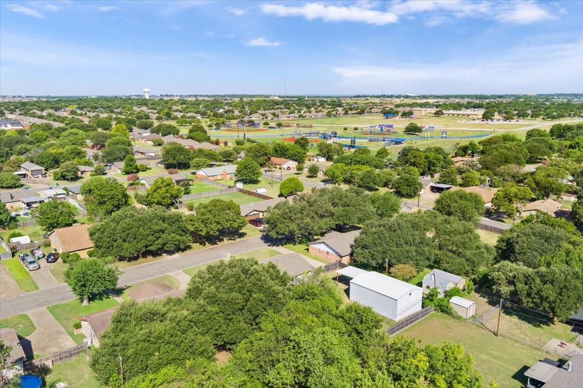 main property photo 33