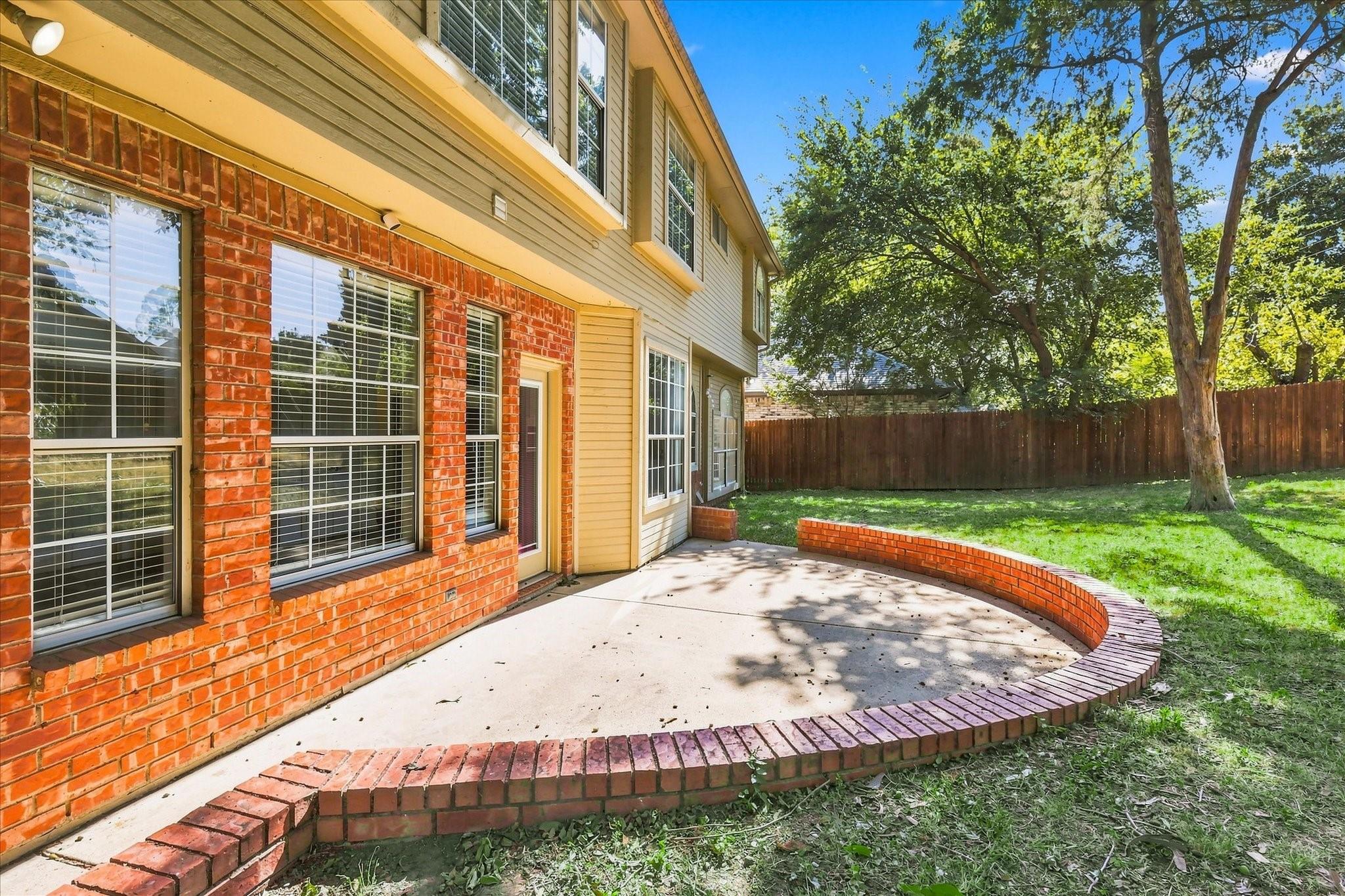 main property photo 32