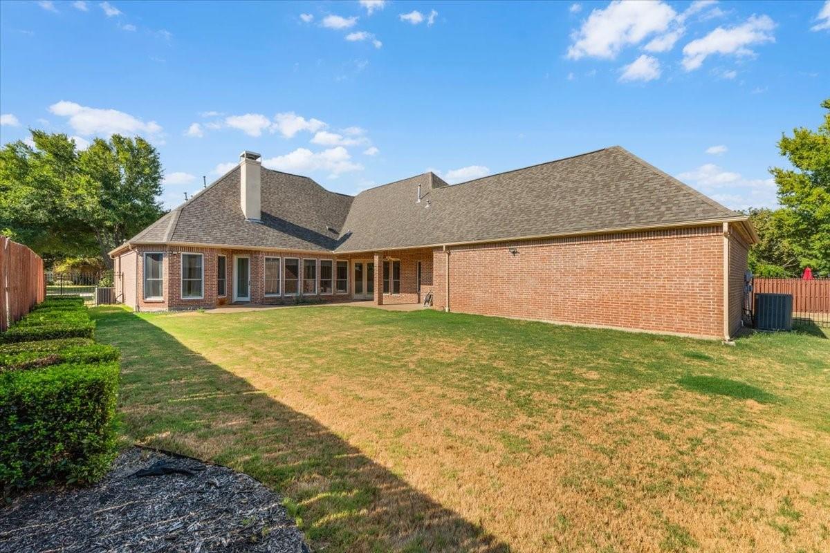 main property photo 35