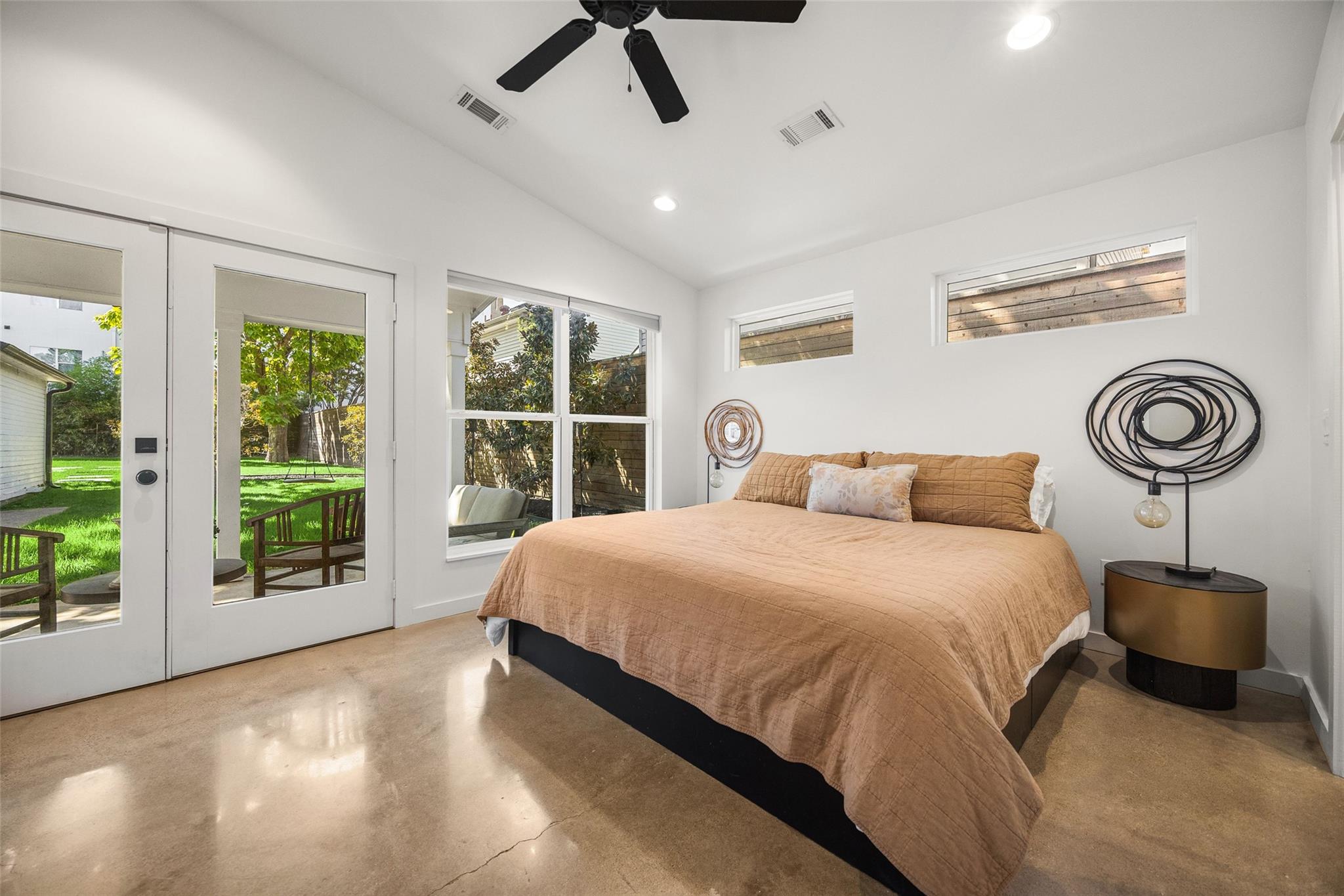 property viewer photo 10