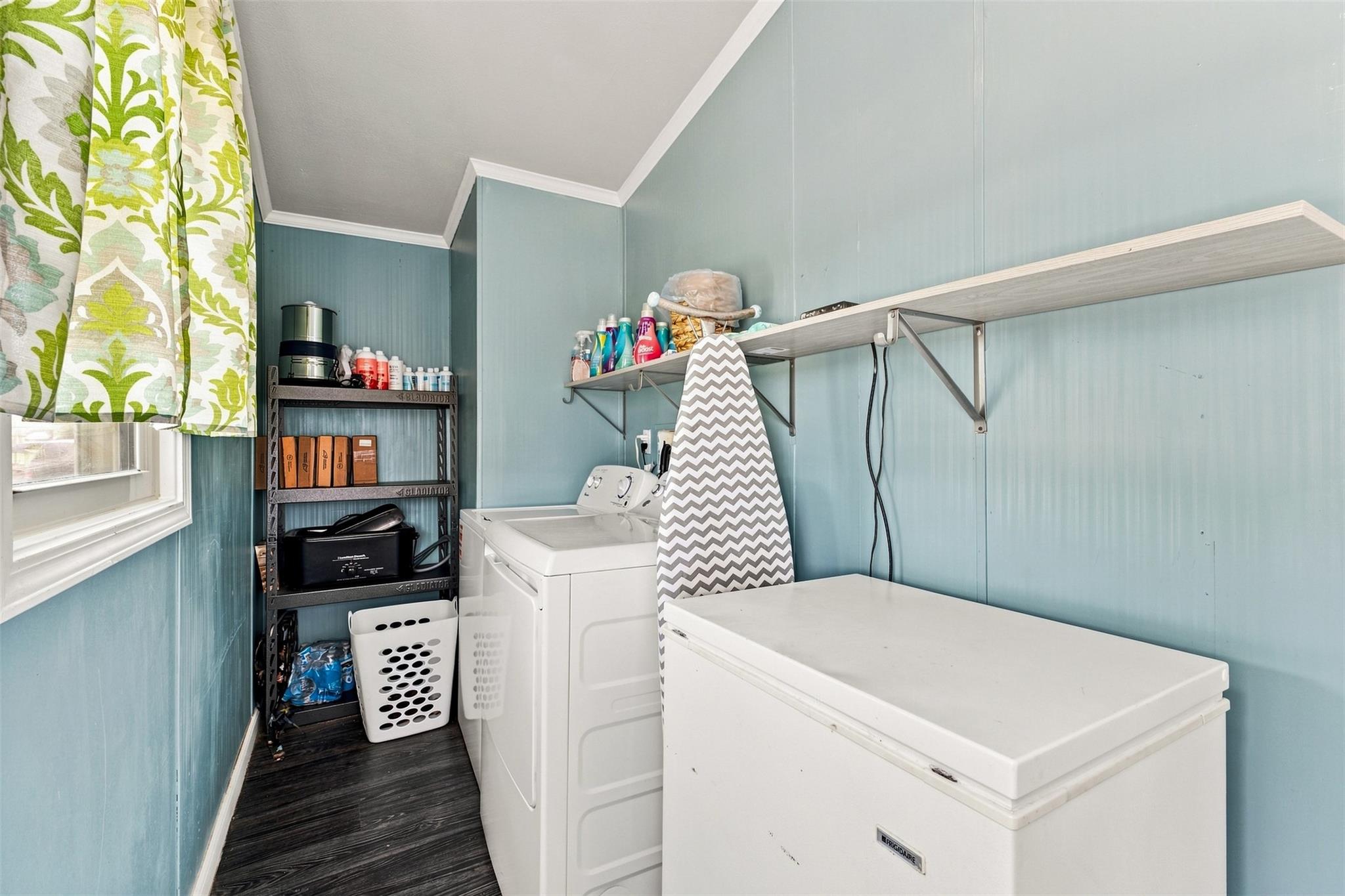 main property photo 20