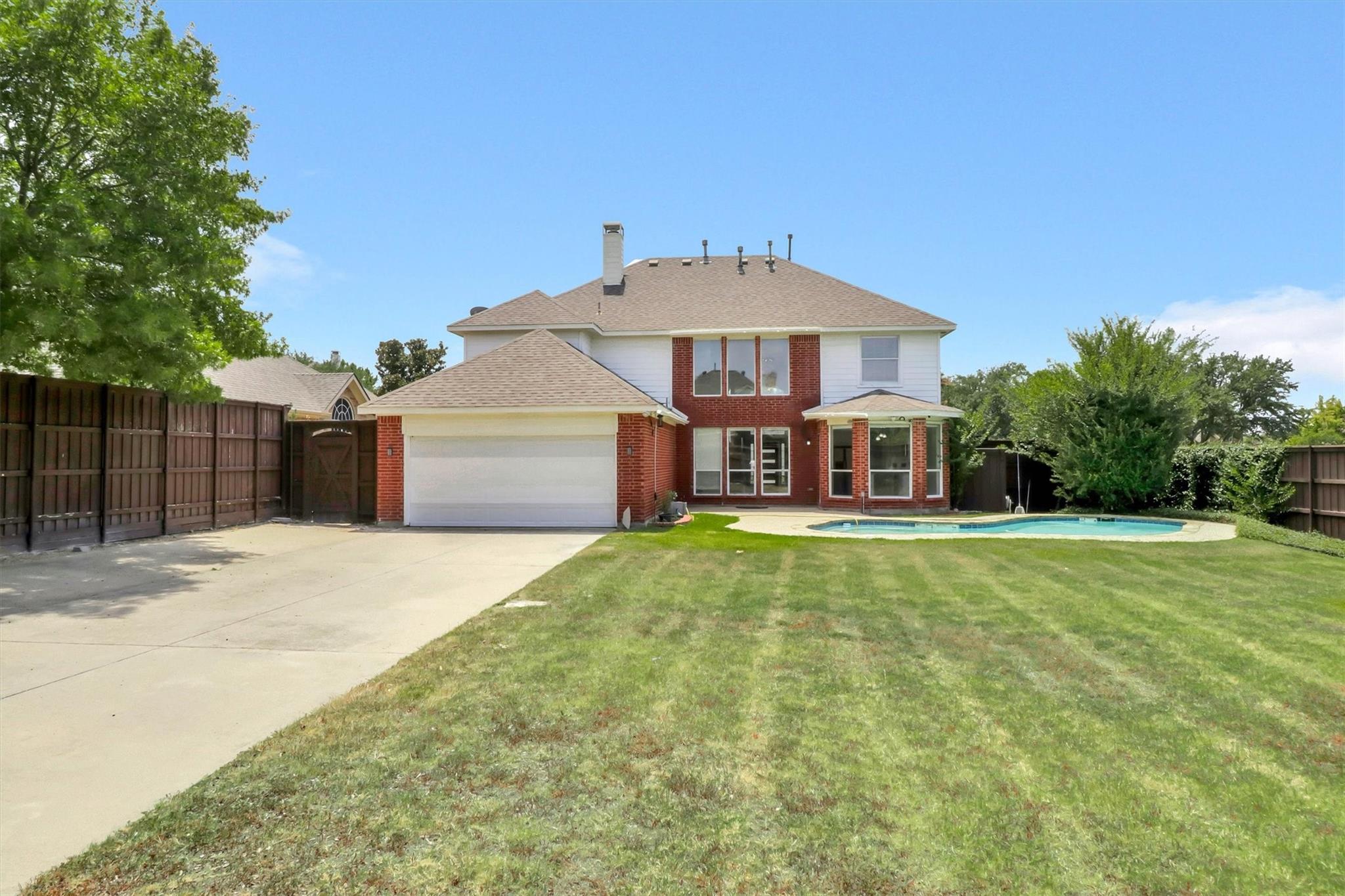 main property photo 20