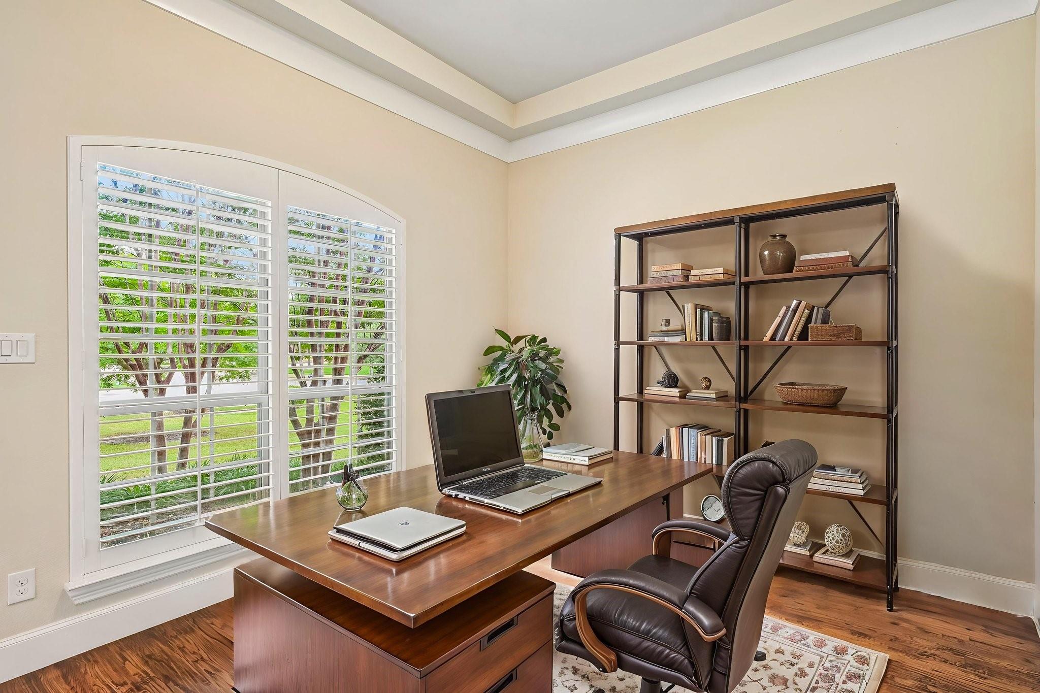 main property photo 13