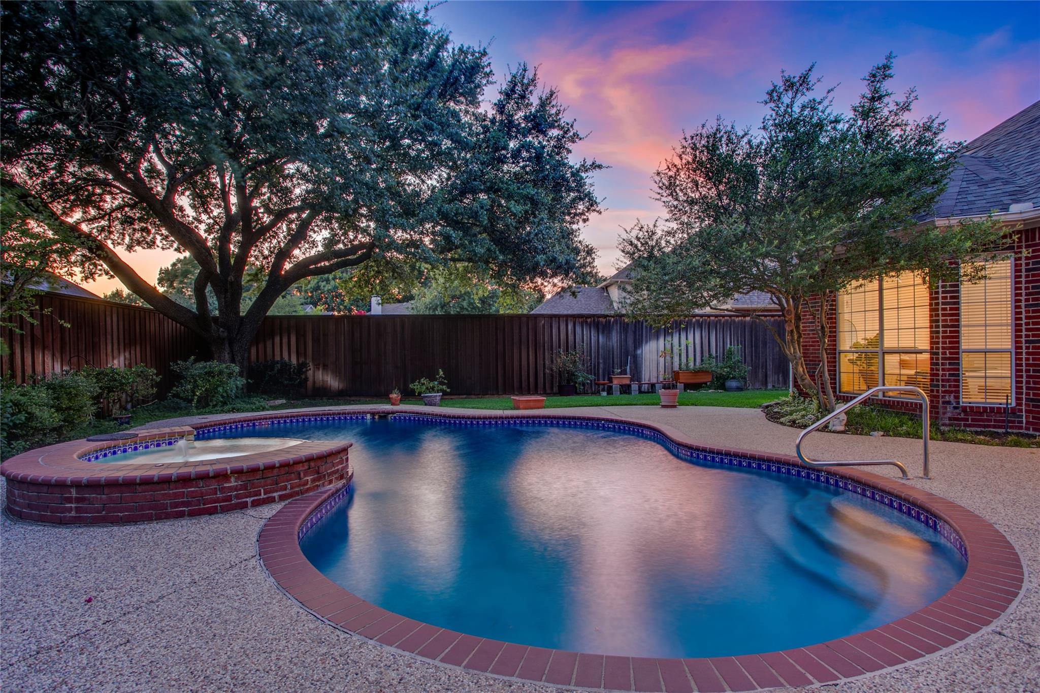 main property photo 36