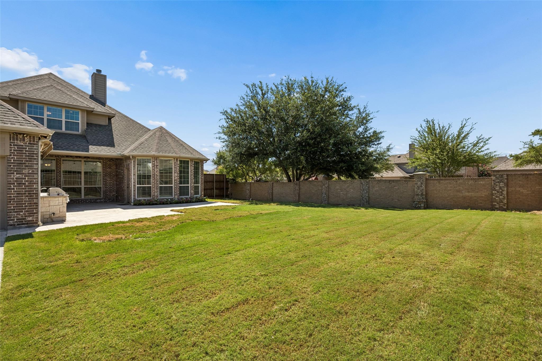 main property photo 37