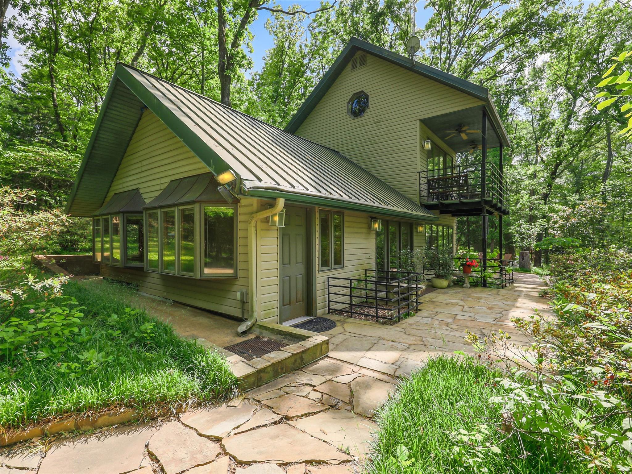 main property photo 22
