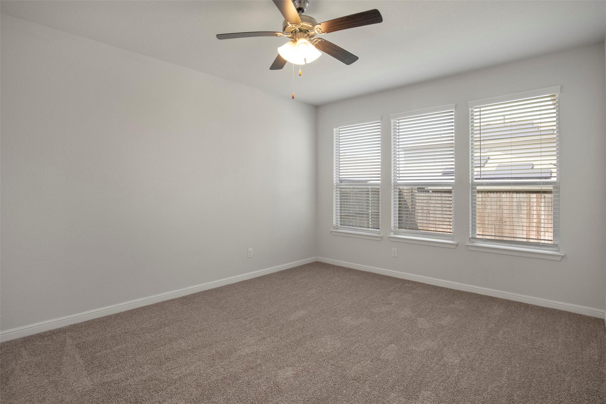 property viewer photo 12