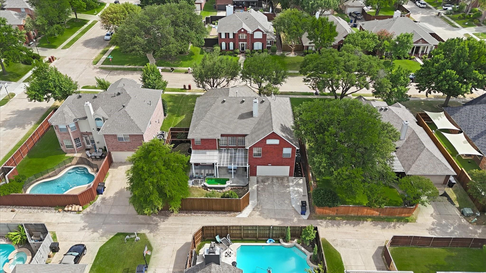 main property photo 30