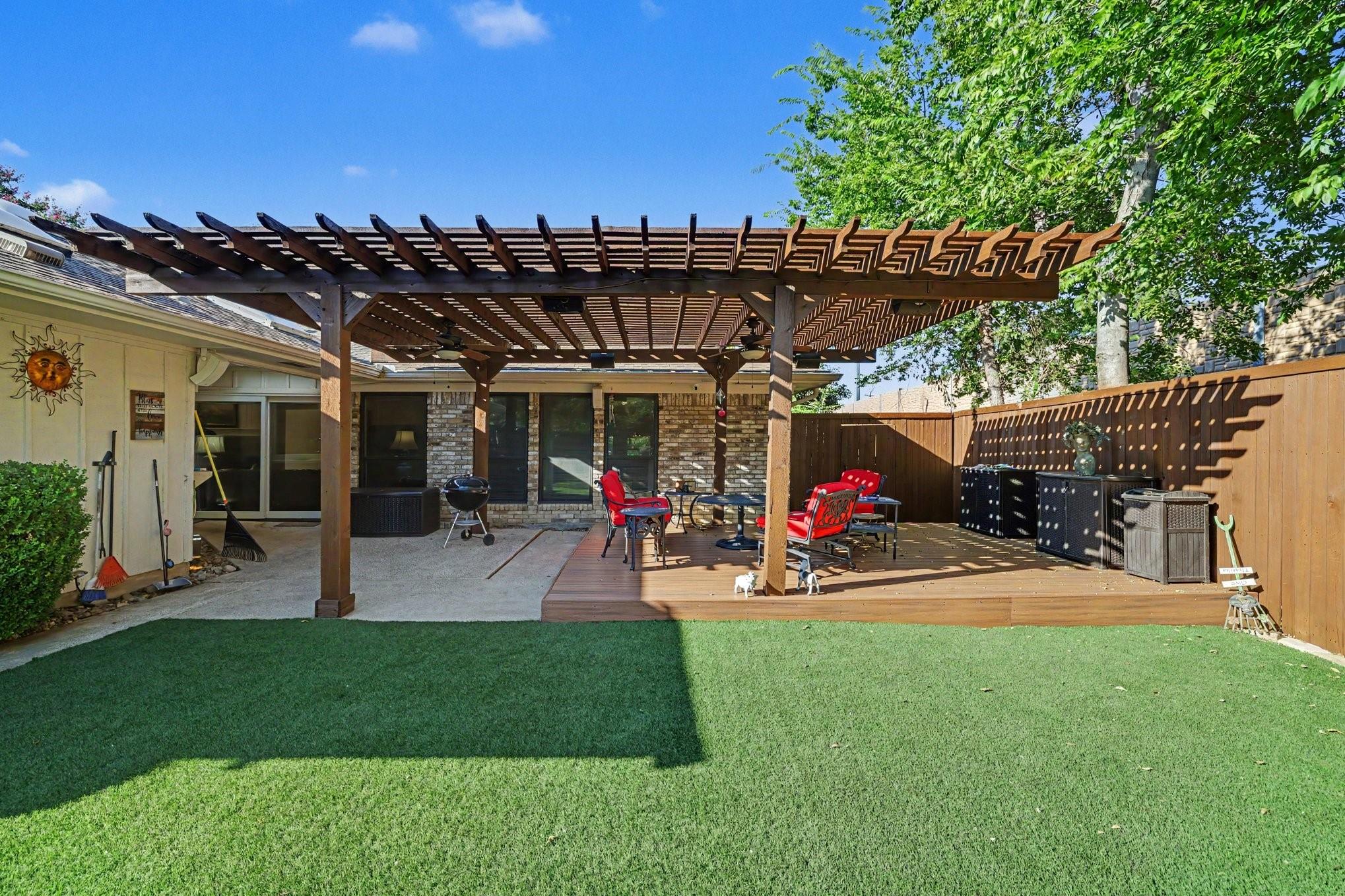 main property photo 23