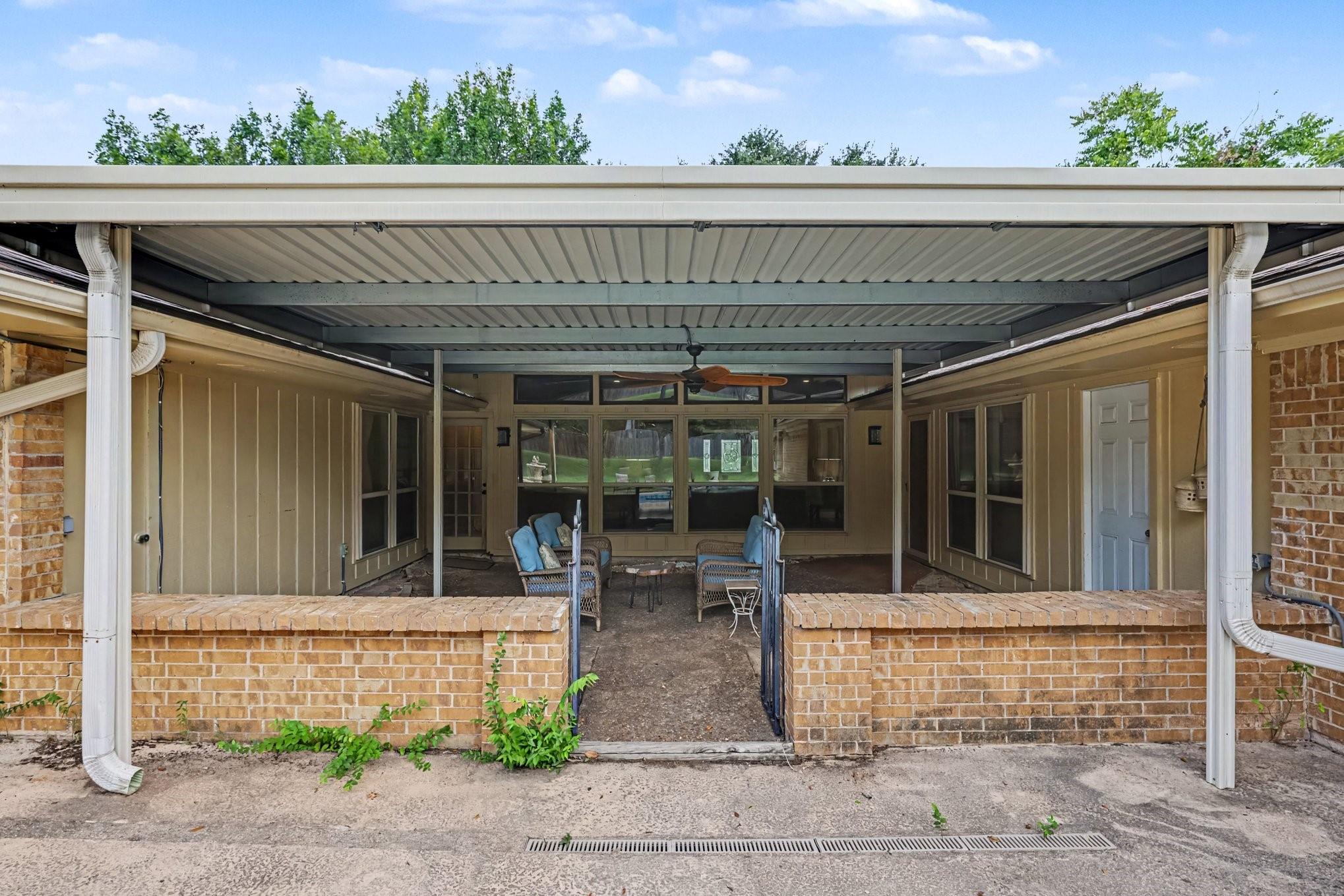 main property photo 33
