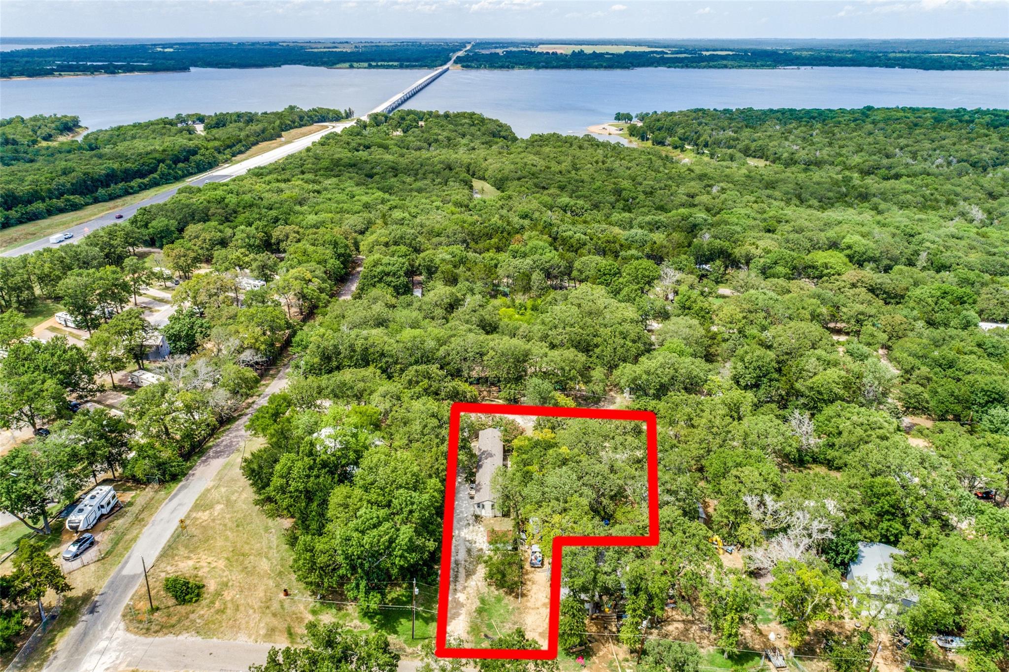 main property photo 17