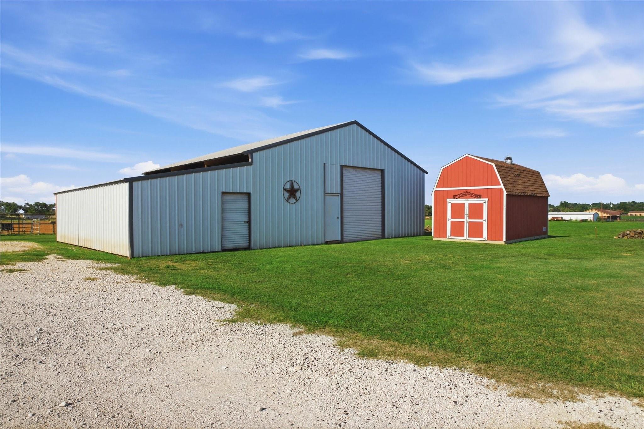 main property photo 31