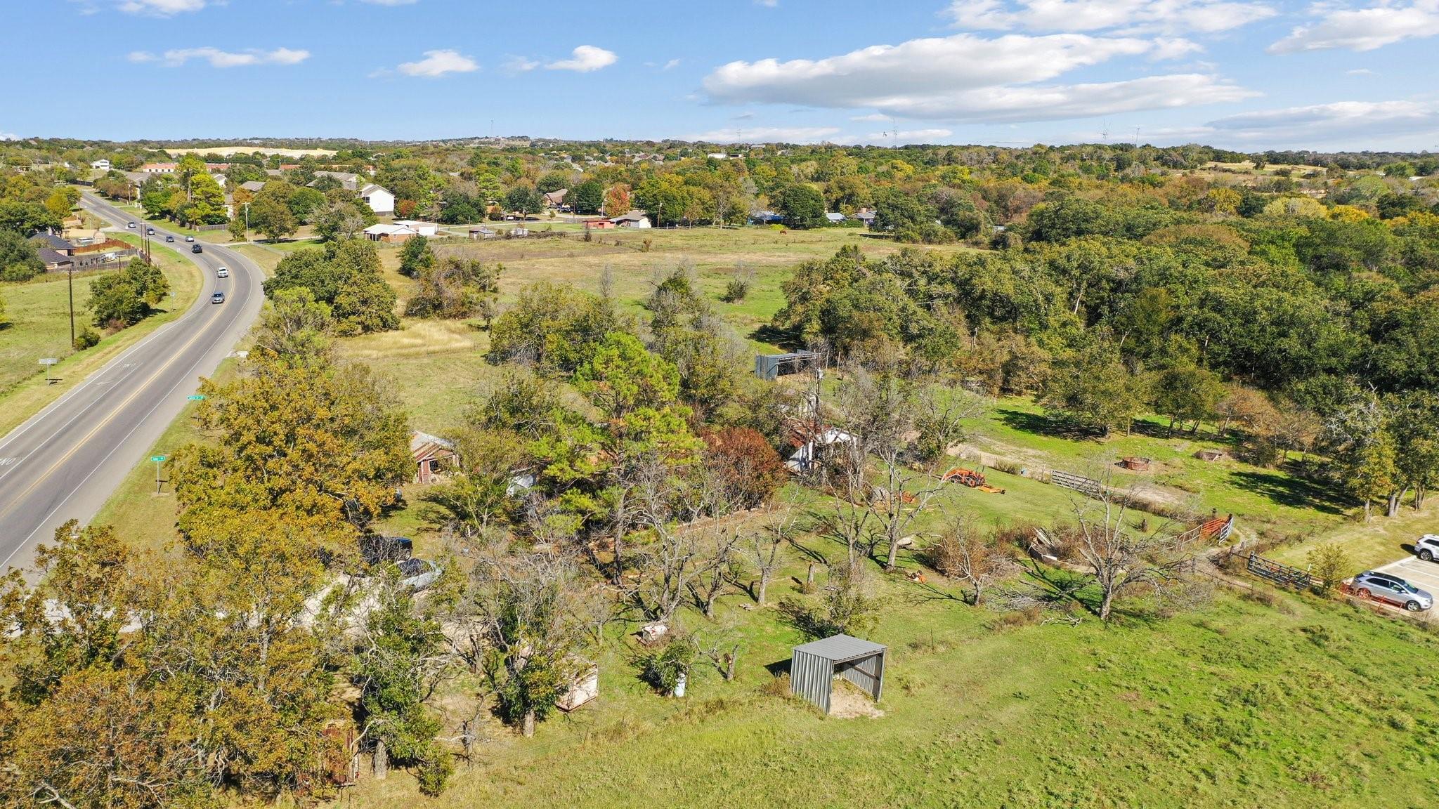 main property photo 8