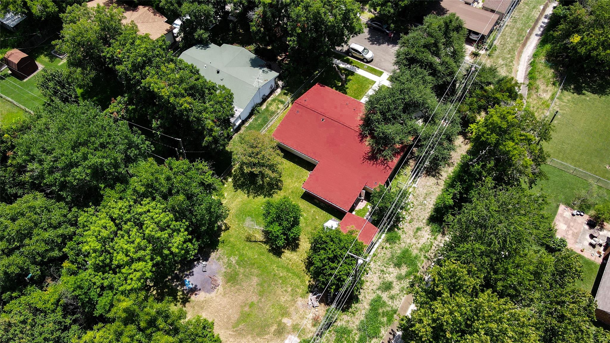 main property photo 33