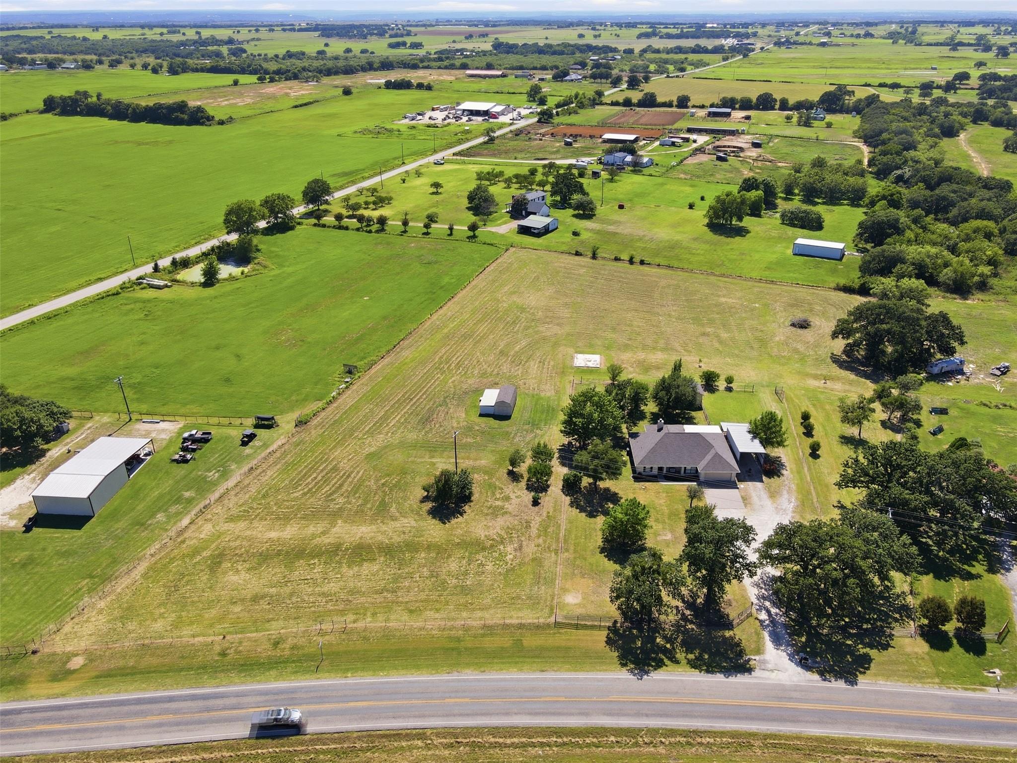 main property photo 36