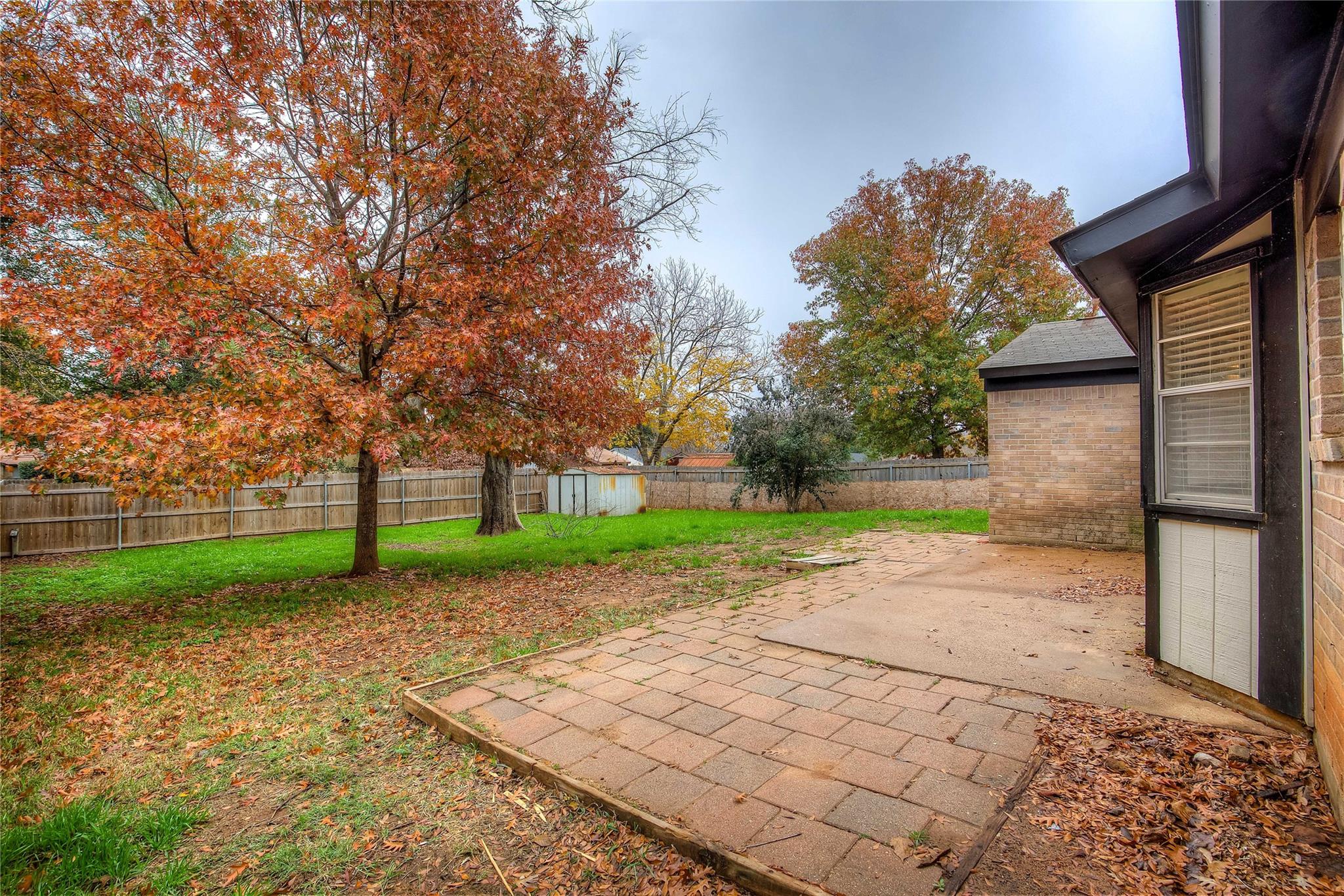 main property photo 25