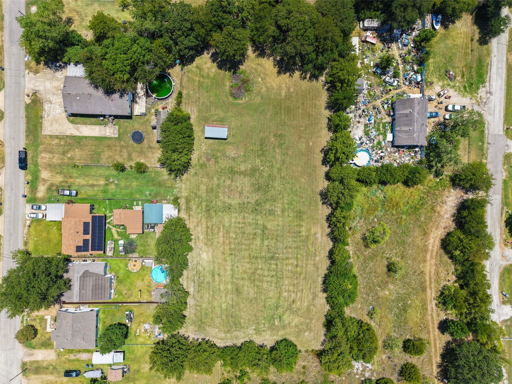 main property photo 6