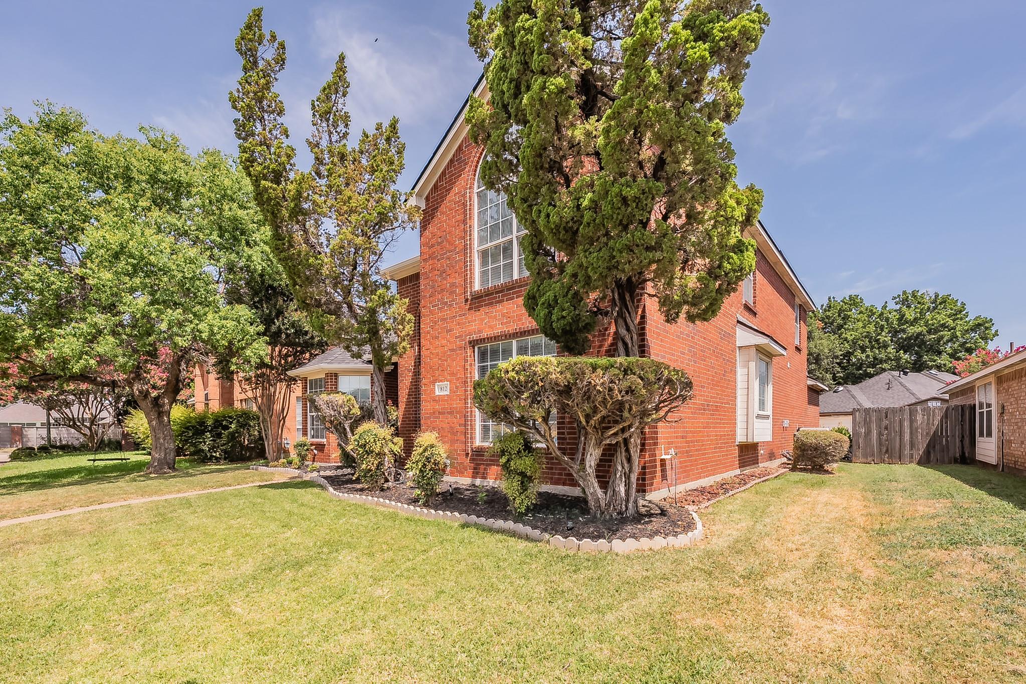 main property photo 29