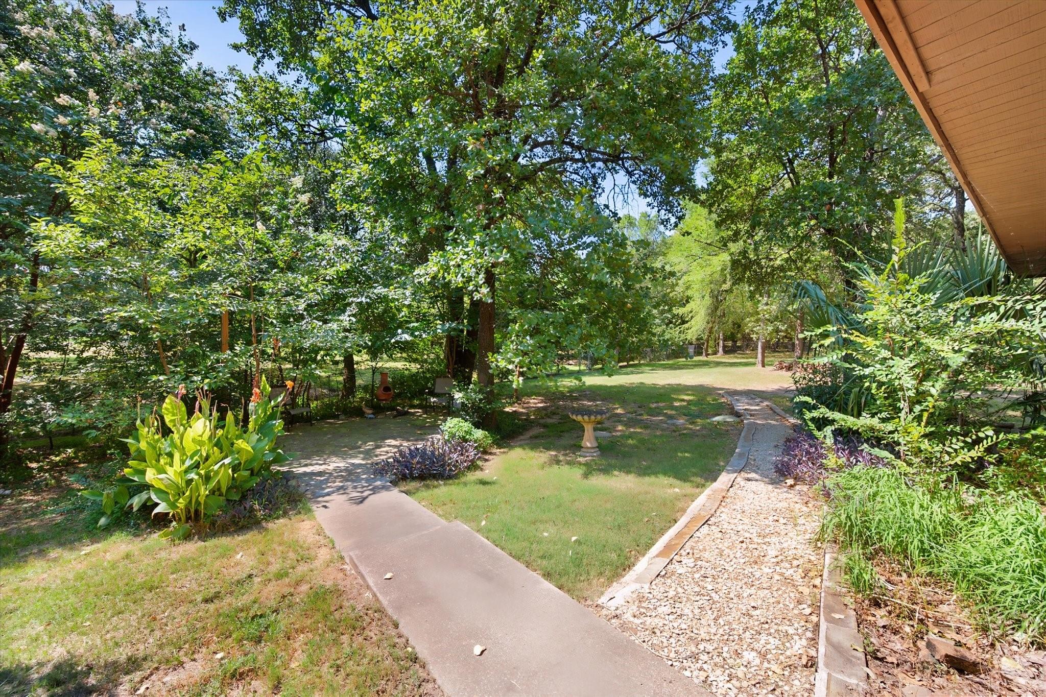 main property photo 32