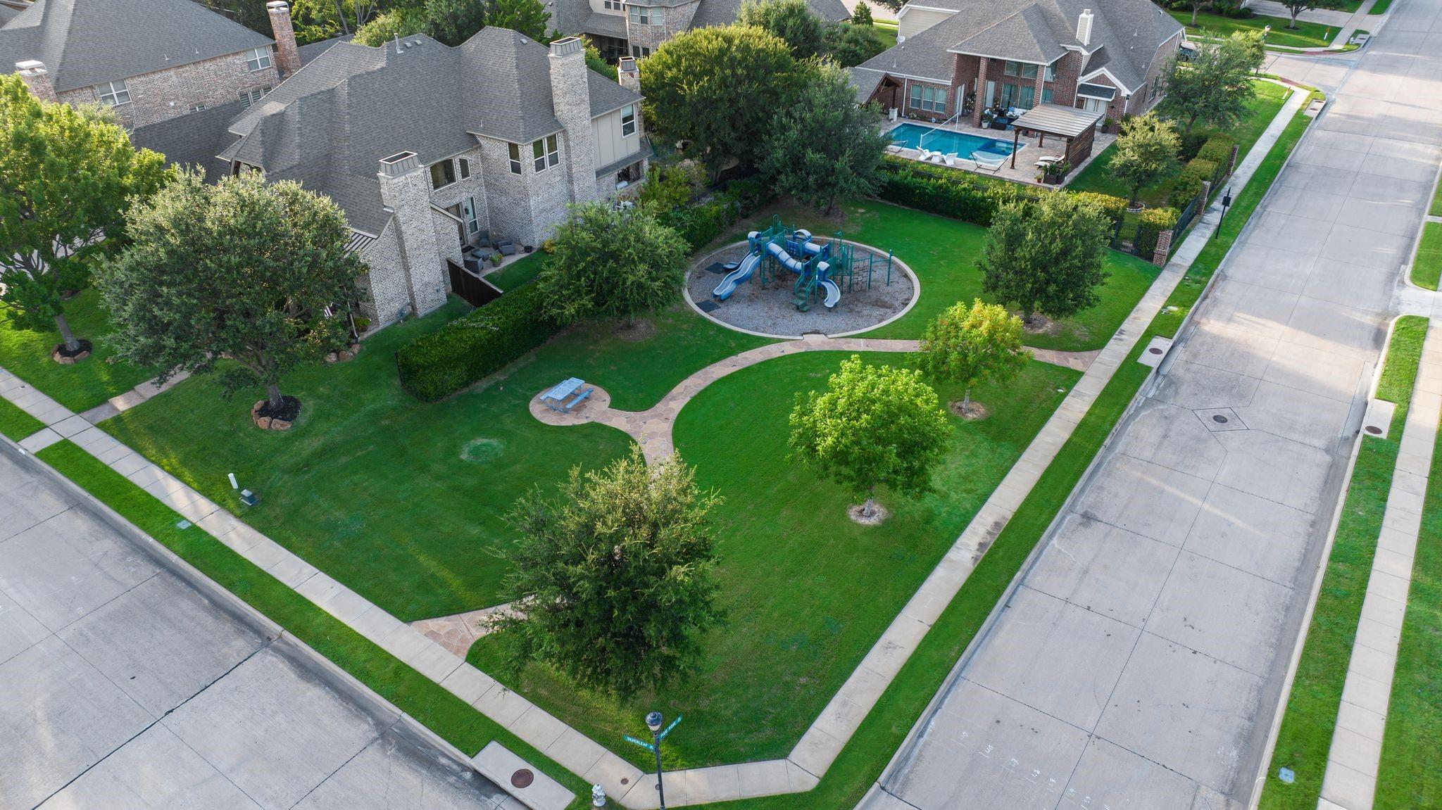 main property photo 36