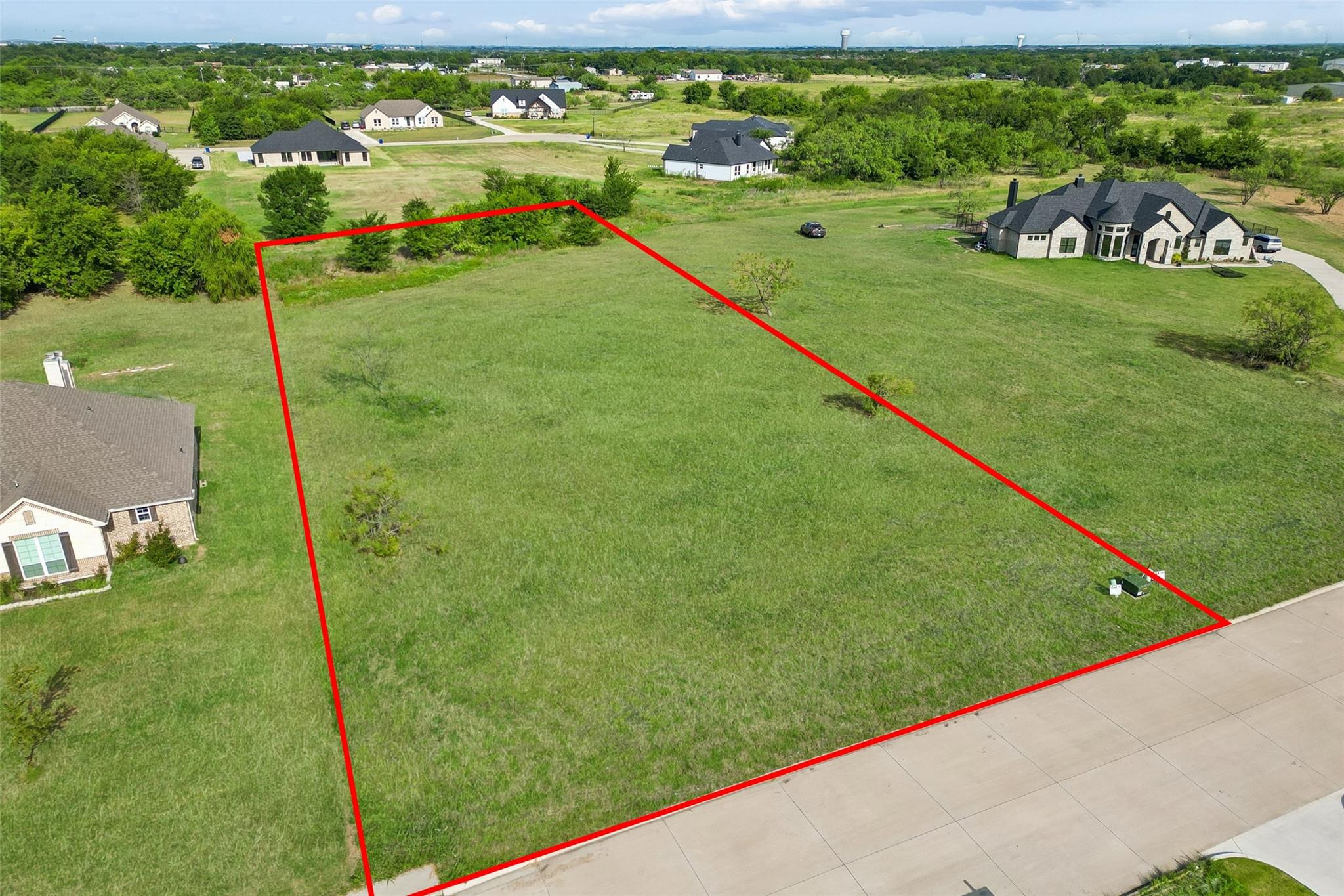 main property photo 11