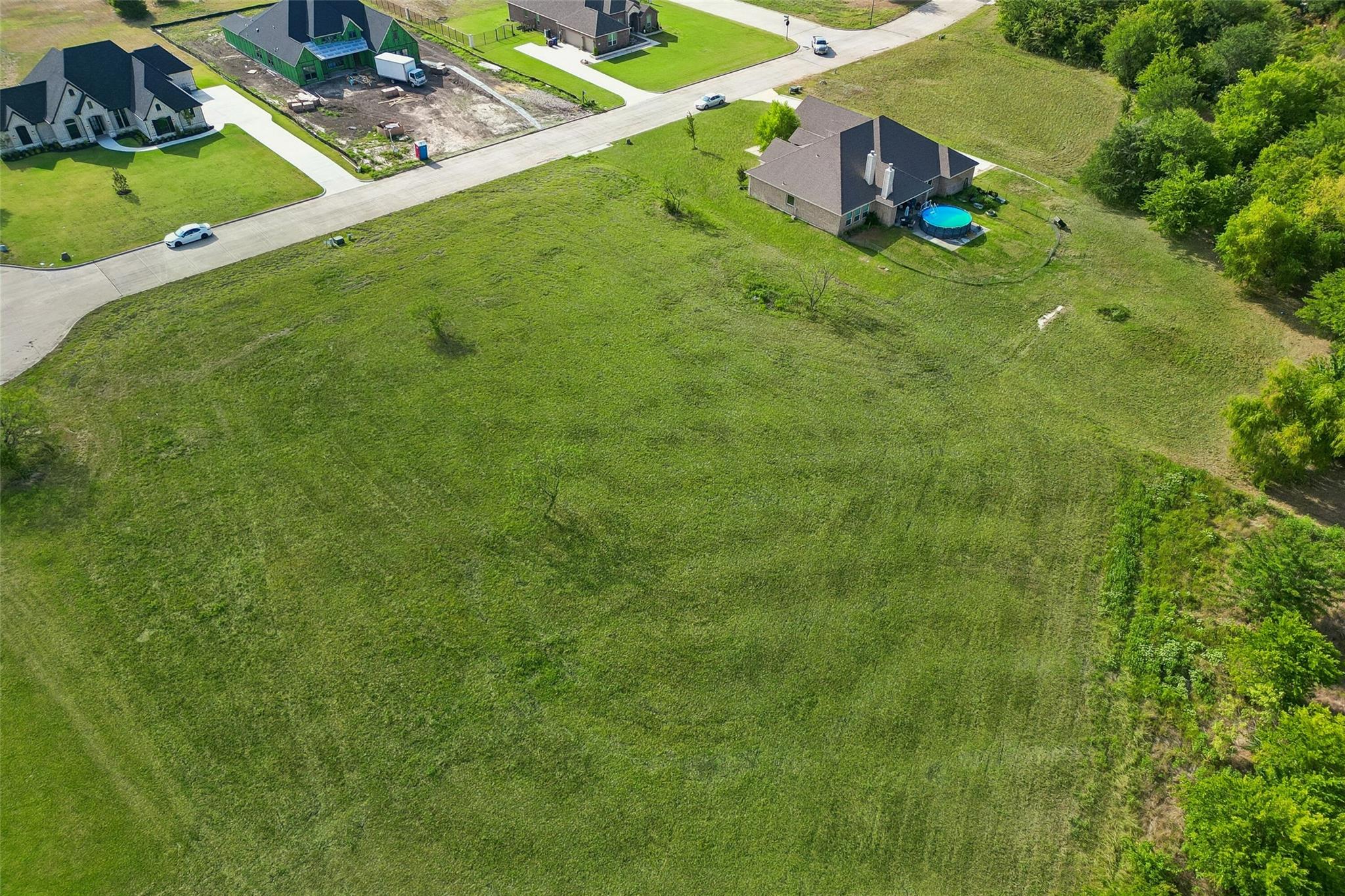 main property photo 4