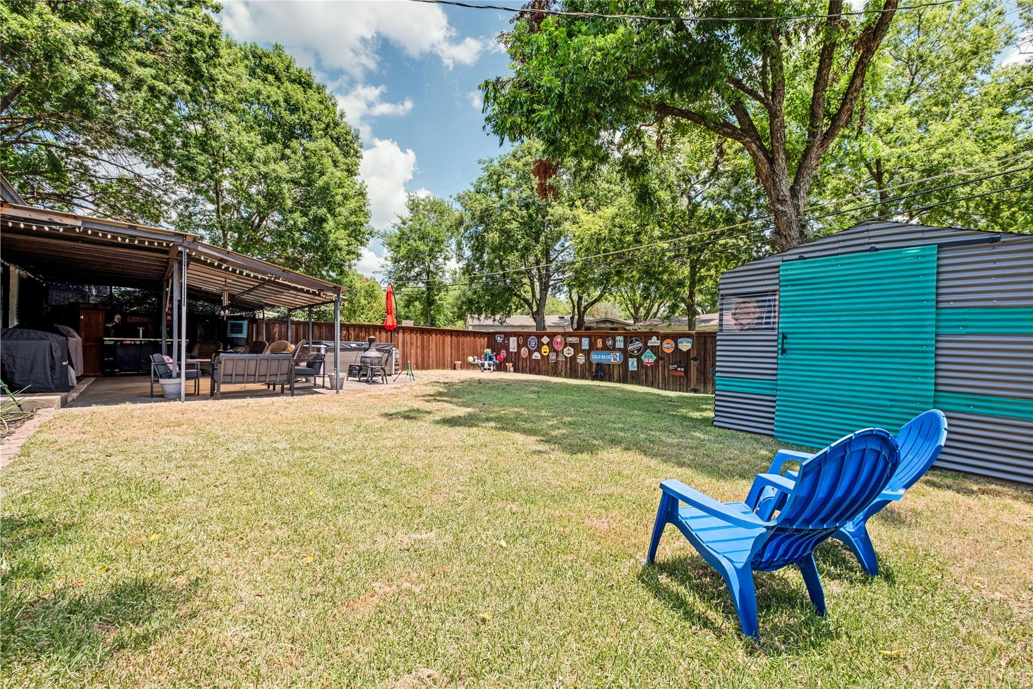 main property photo 28