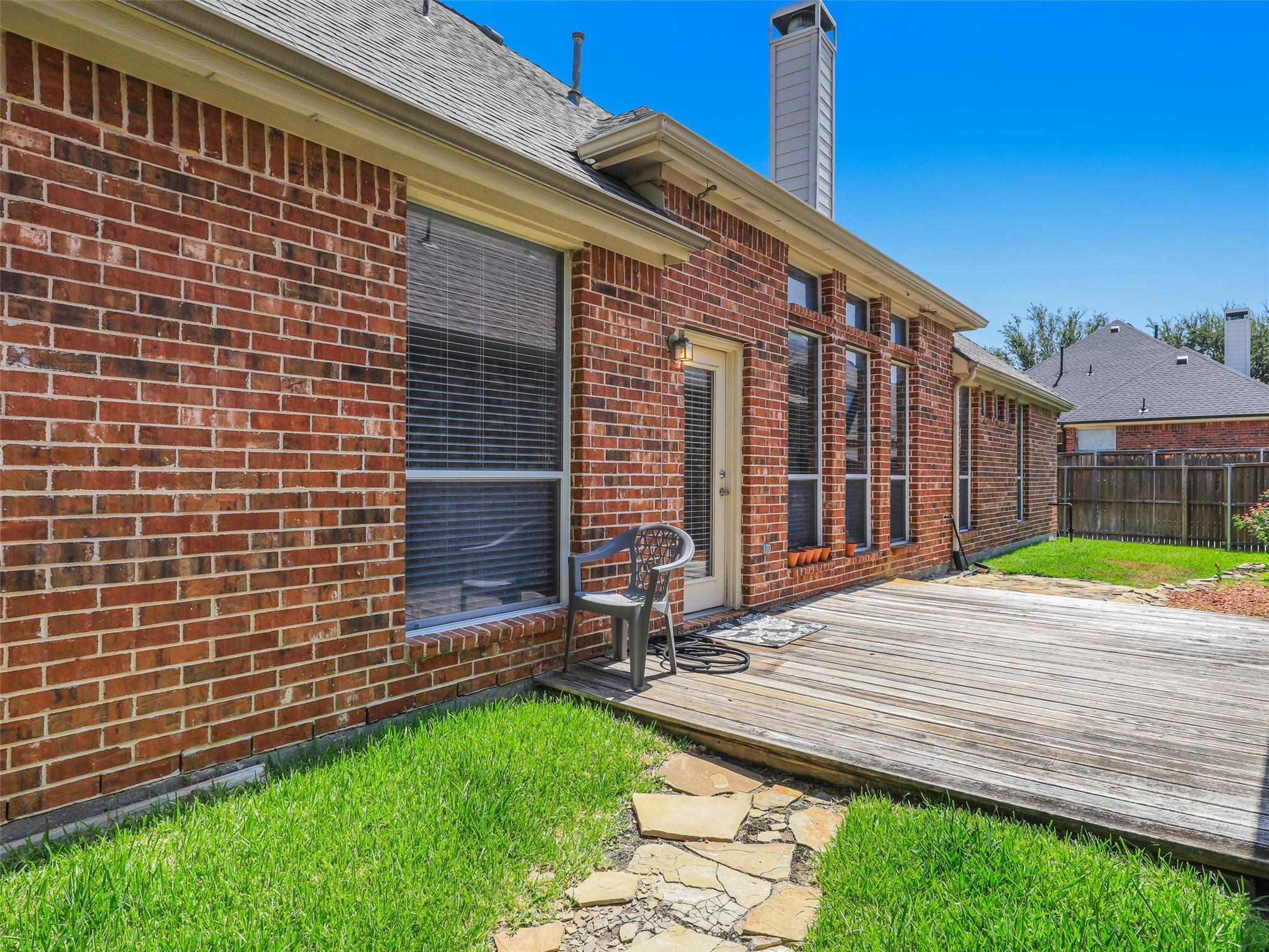 main property photo 24