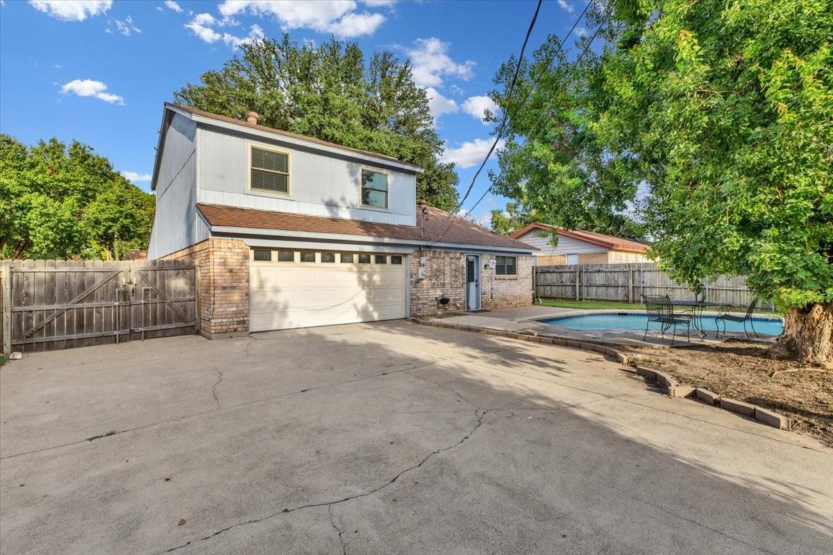 main property photo 39