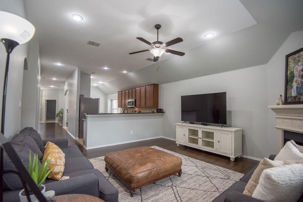 property viewer photo 6