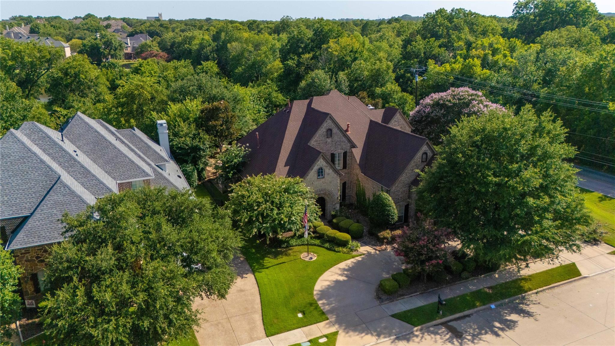 main property photo 3